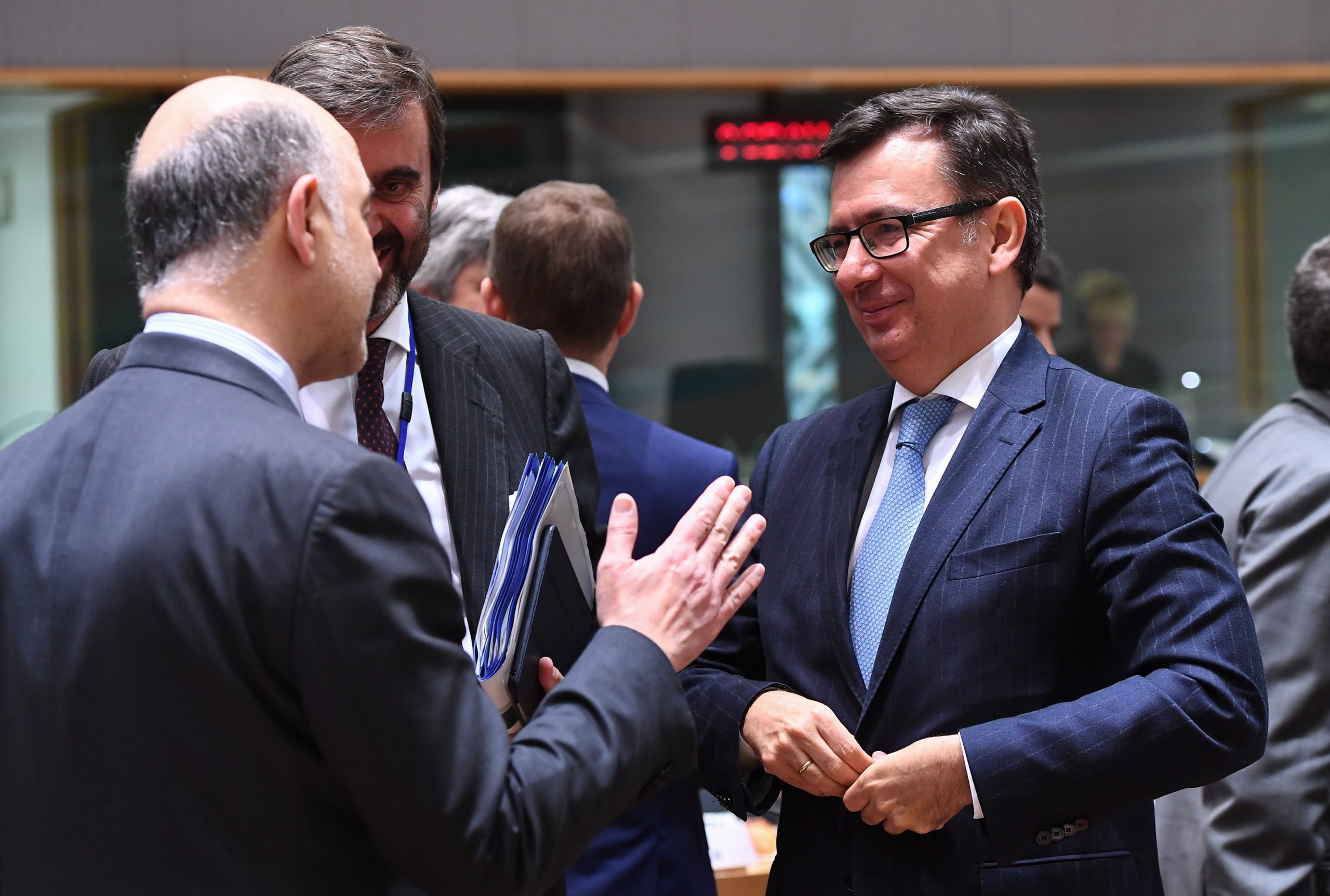 Ministros das Finanças da UE alcançam acordo sobre redução do risco bancário
