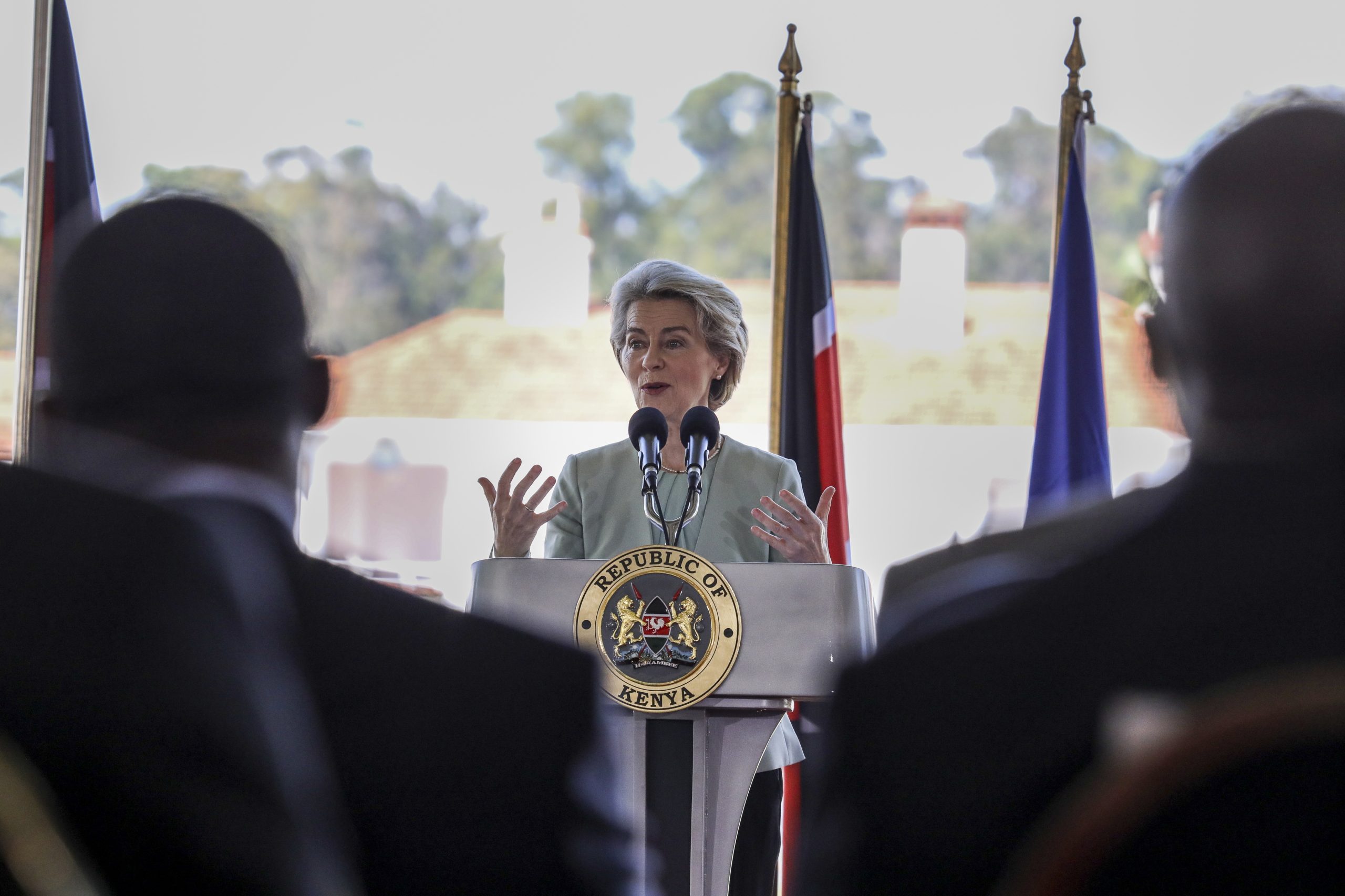 Von der Leyen diz que UE obteve instrumentos necessários para abordar migrações