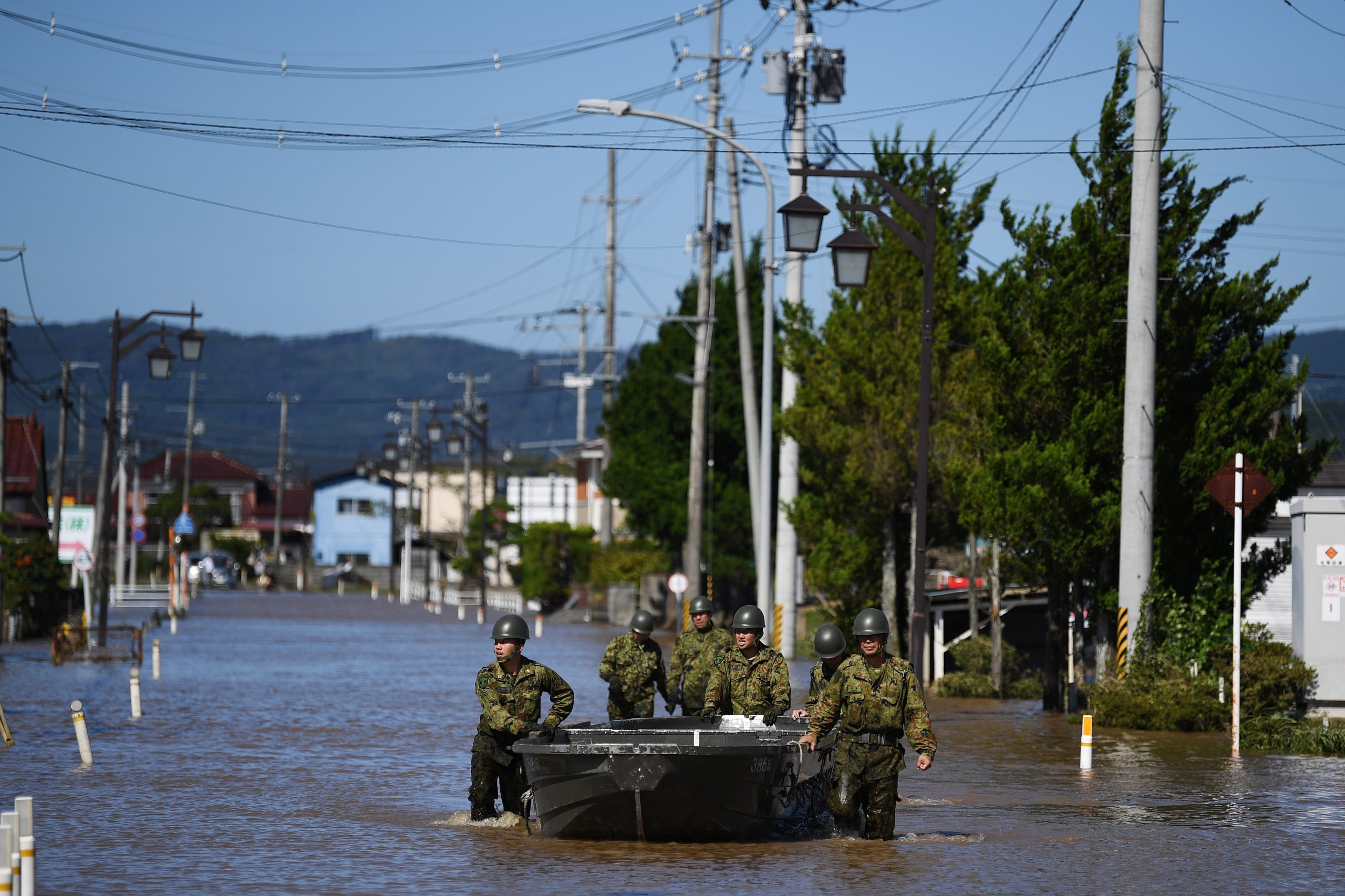 Japão muda regras do corte de cabelo para conseguir mais recrutas para o exército
