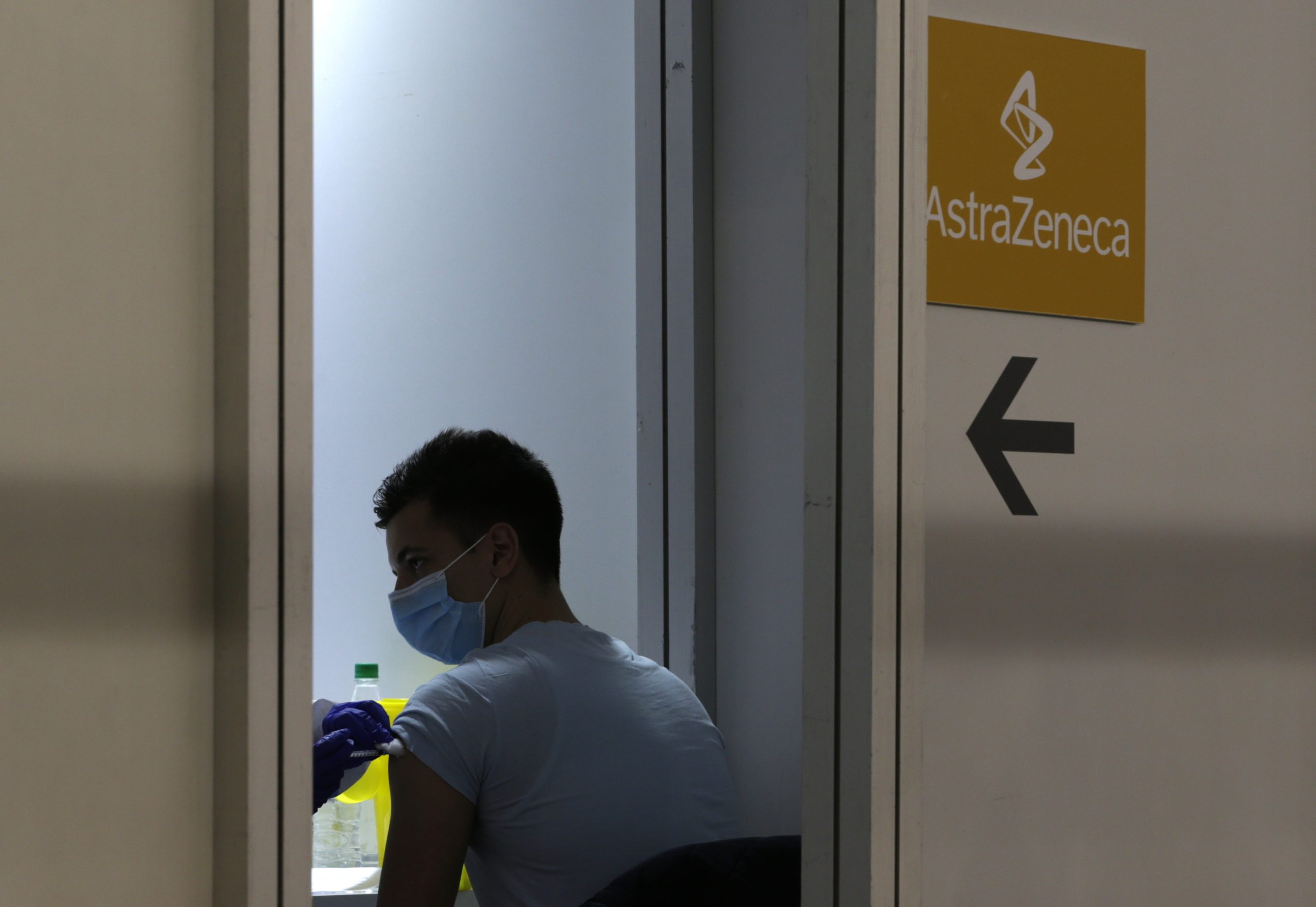 Autoridades canadianas recomendam suspensão da AstraZeneca a menores de 55 anos