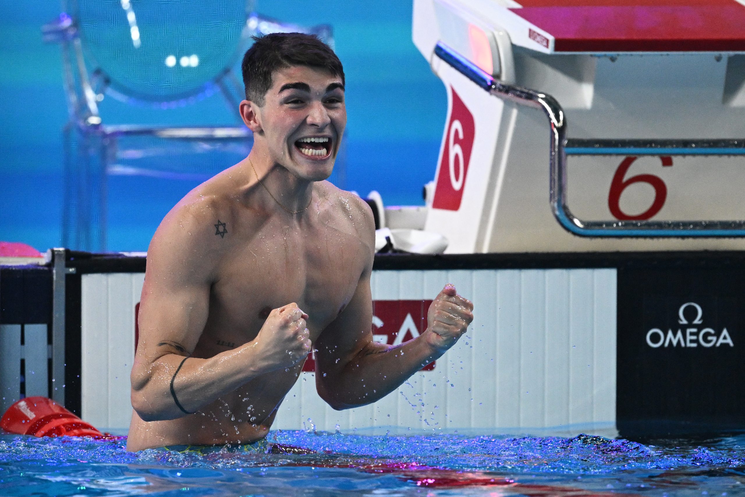 Diogo Ribeiro novamente campeão mundial, agora nos 100 metros mariposa