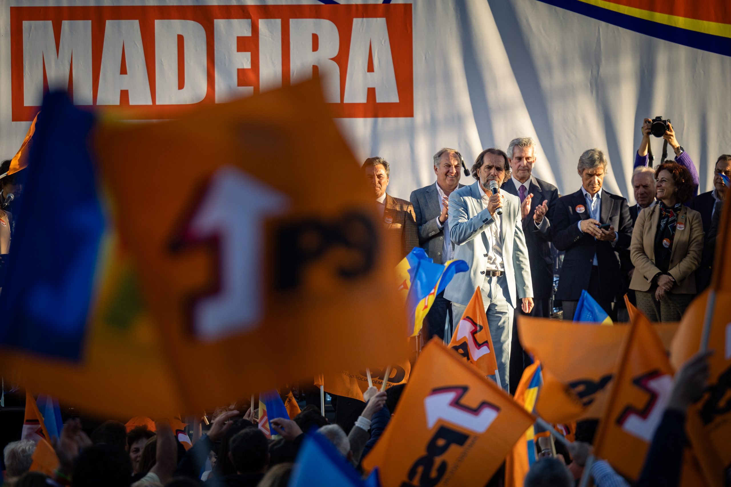 Eleições/Madeira: Presidentes de Câmara candidatos regressaram hoje aos seus municípios