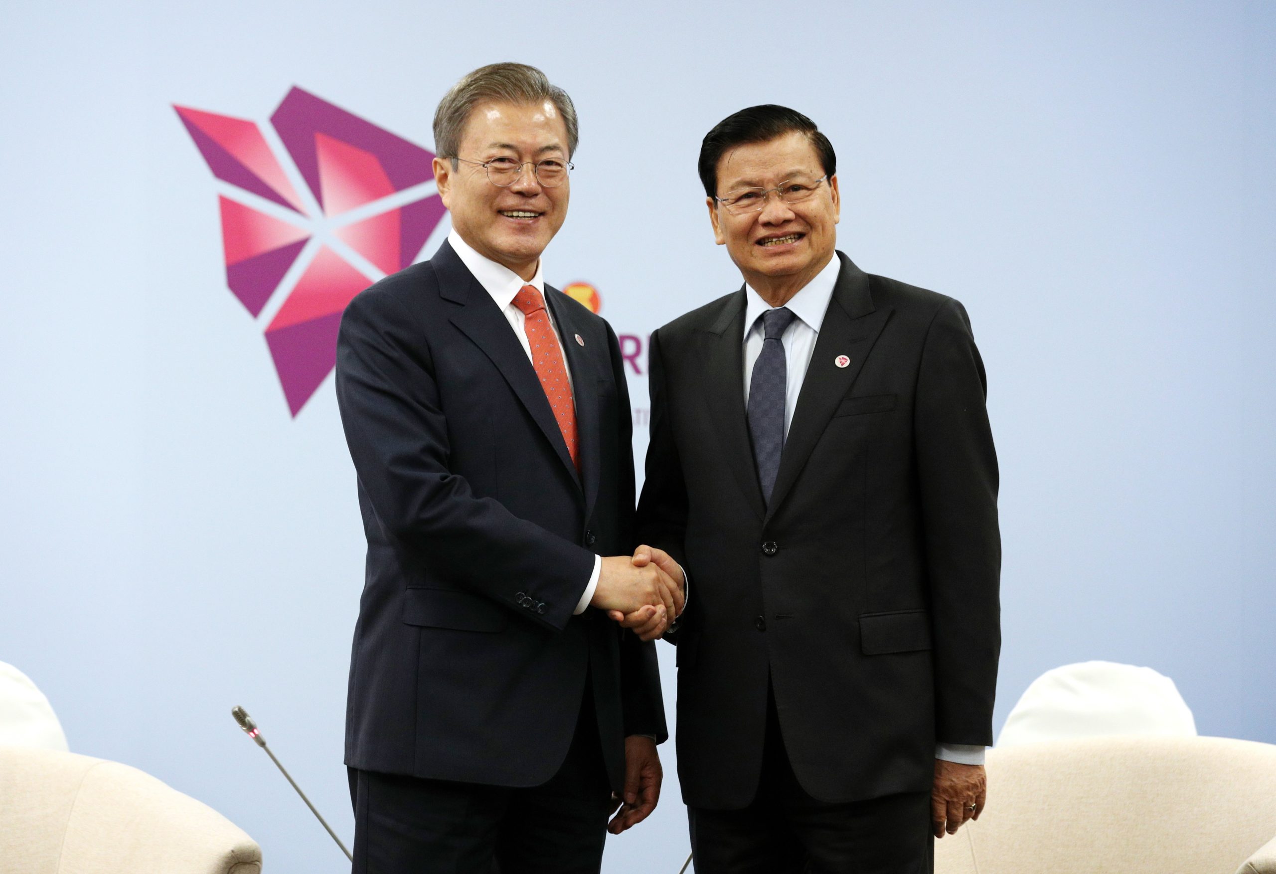 ASEAN e Coreia do Sul querem aumentar comércio bilateral em 177 mil milhões