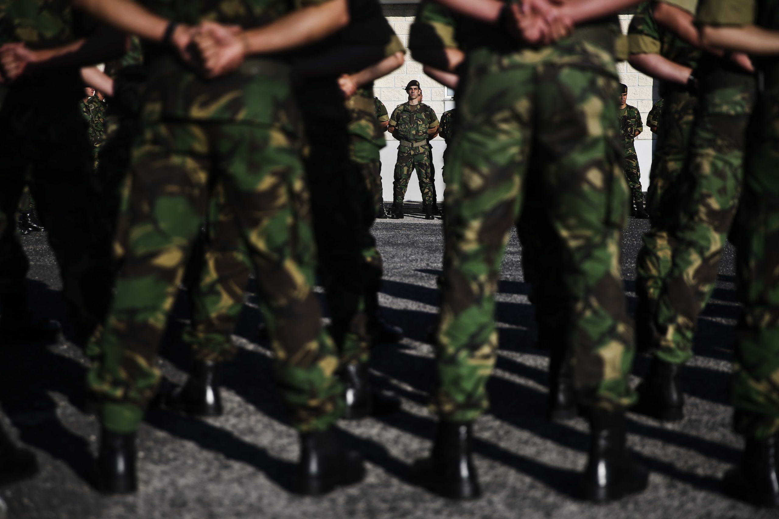 Ex-comandante das forças terrestres contra regresso do Serviço Militar Obrigatório