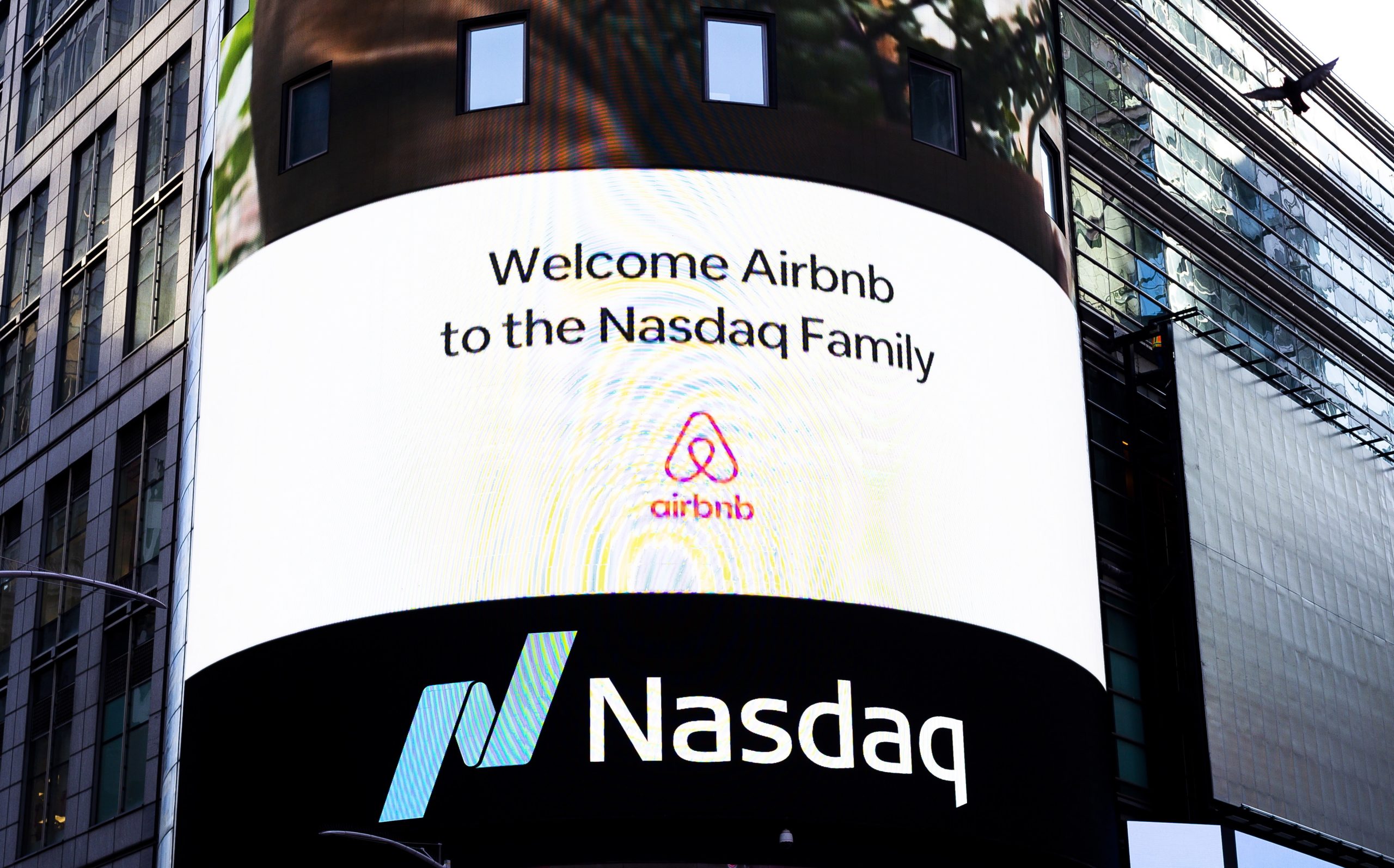 Airbnb introduz mais de 100 alterações à plataforma e espera “maior recuperação de sempre”