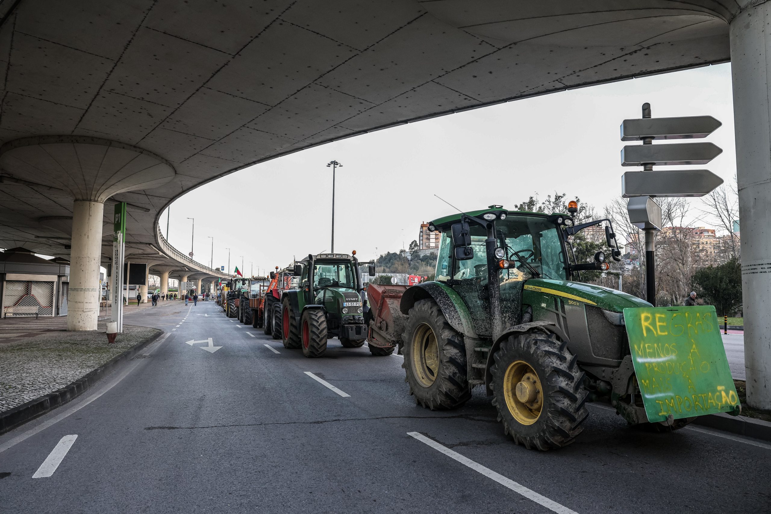 Agricultores: Manifestantes em Ficalho querem respostas de “alguém próximo” do primeiro-ministro