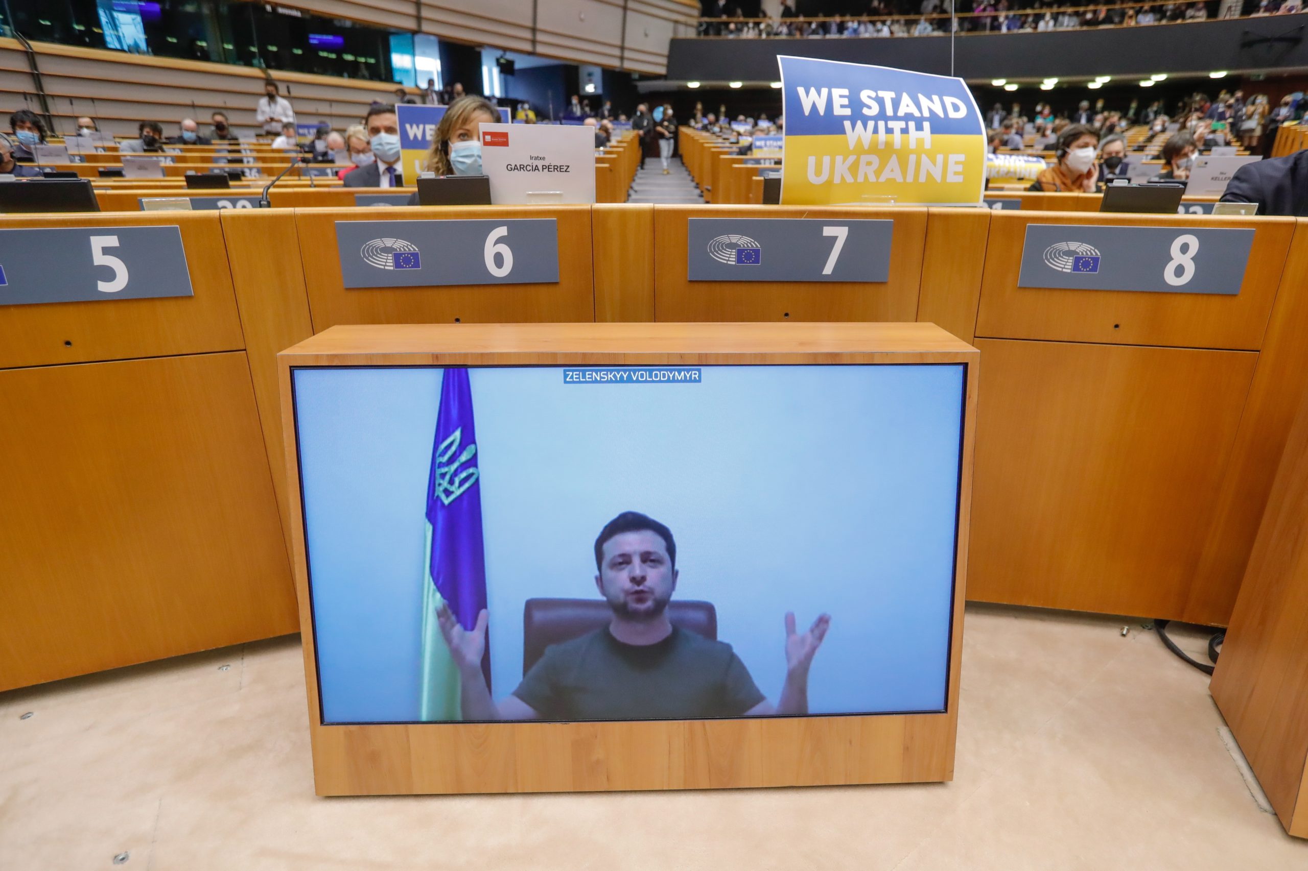 Zelensky saúda resolução da ONU e insta Rússia a pôr fim a agressão