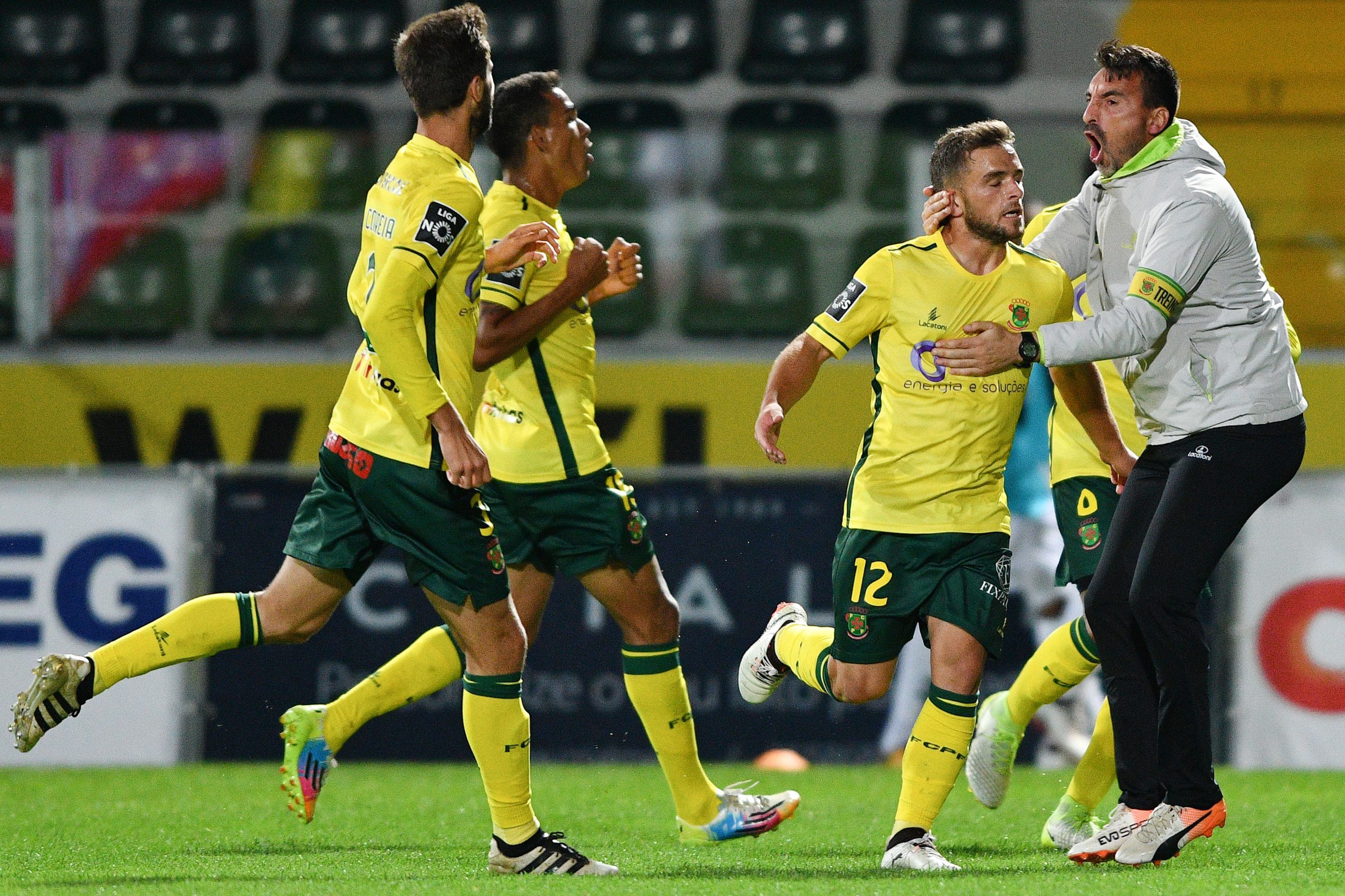 Paços de Ferreira vence Vitória de Setúbal com golo Pedrinho