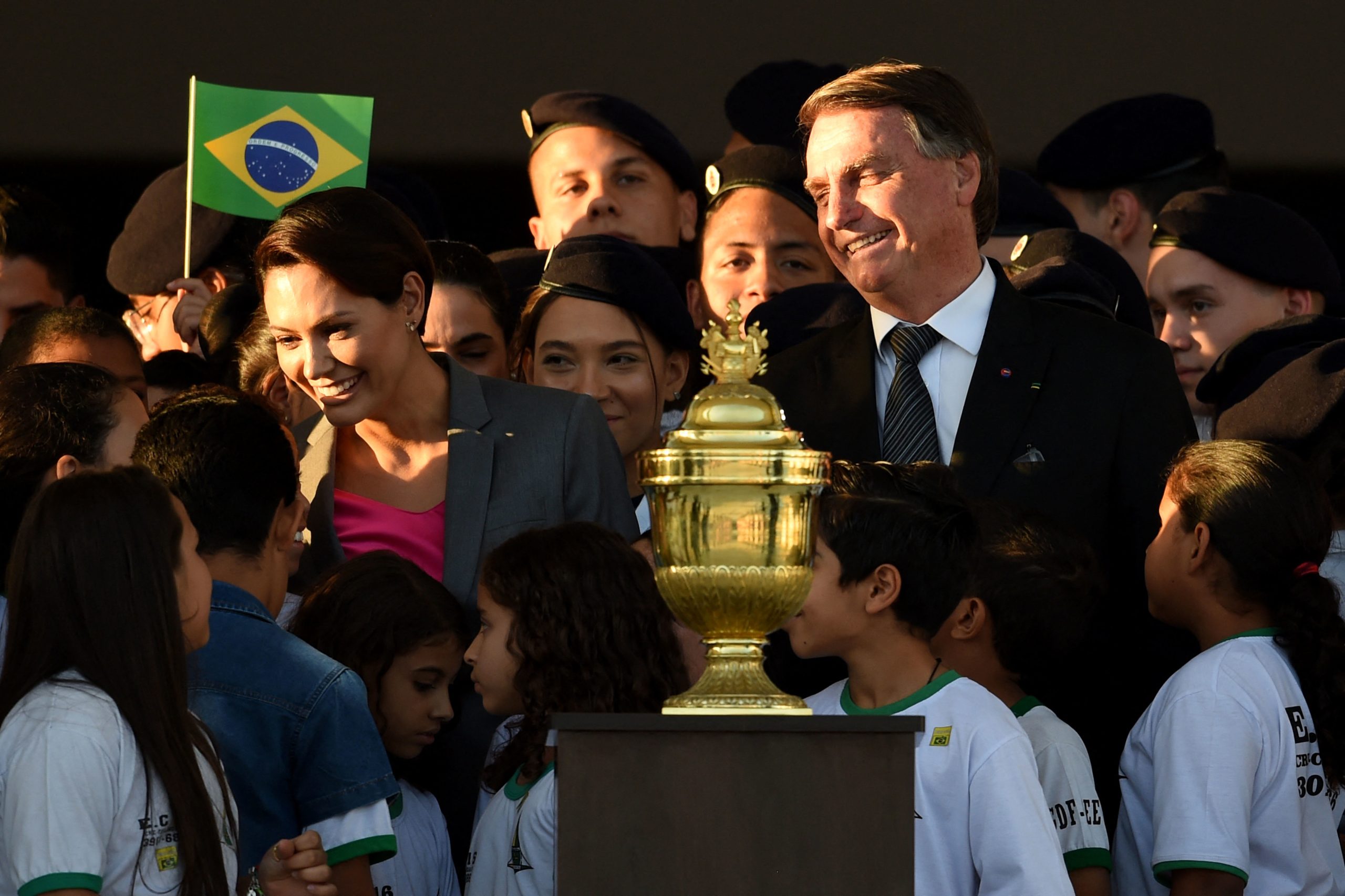 Oposição brasileira questiona viagem do coração de D. Pedro, que causa polémica e ‘memes’