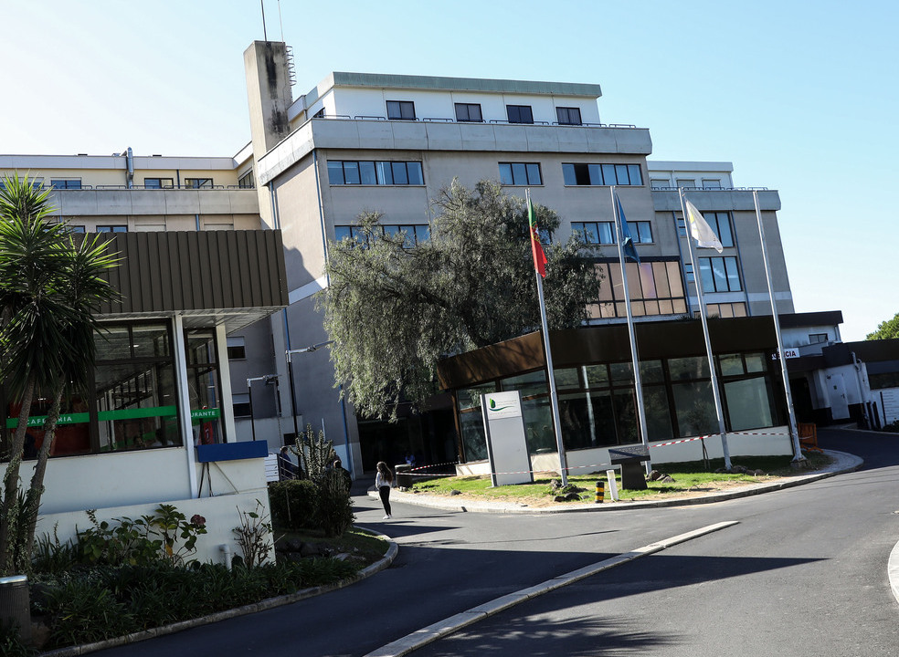 Adesão à greve no Centro Hospitalar Lisboa Ocidental chegou aos 100% nalguns serviços