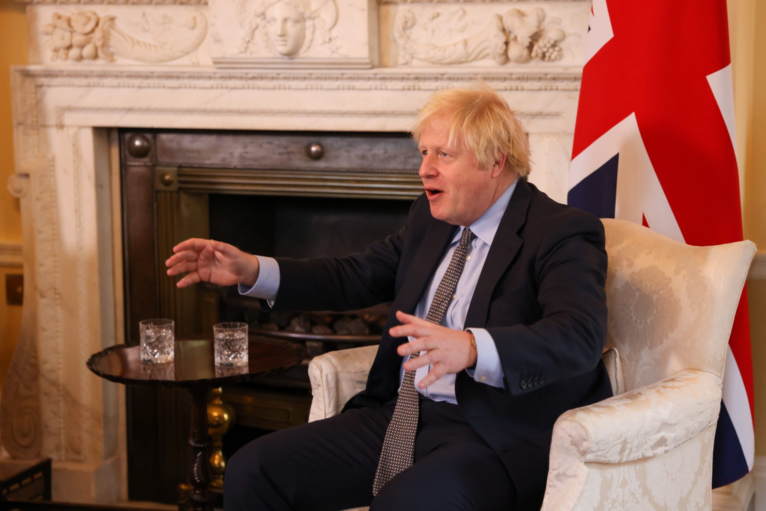 Boris Johnson nega ter violado normas com festas em Downing Street