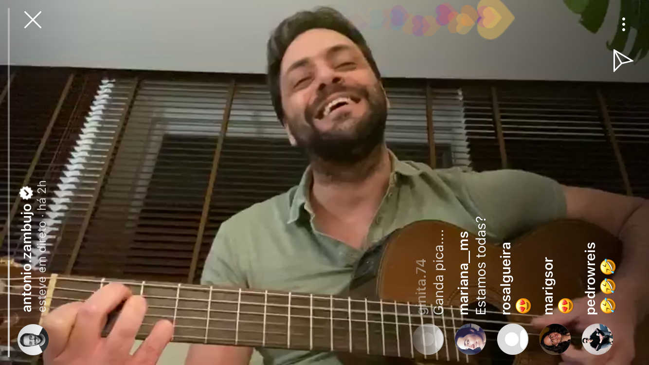 Festival EuFicoEmCasa: A António Zambujo bastou-lhe cantar