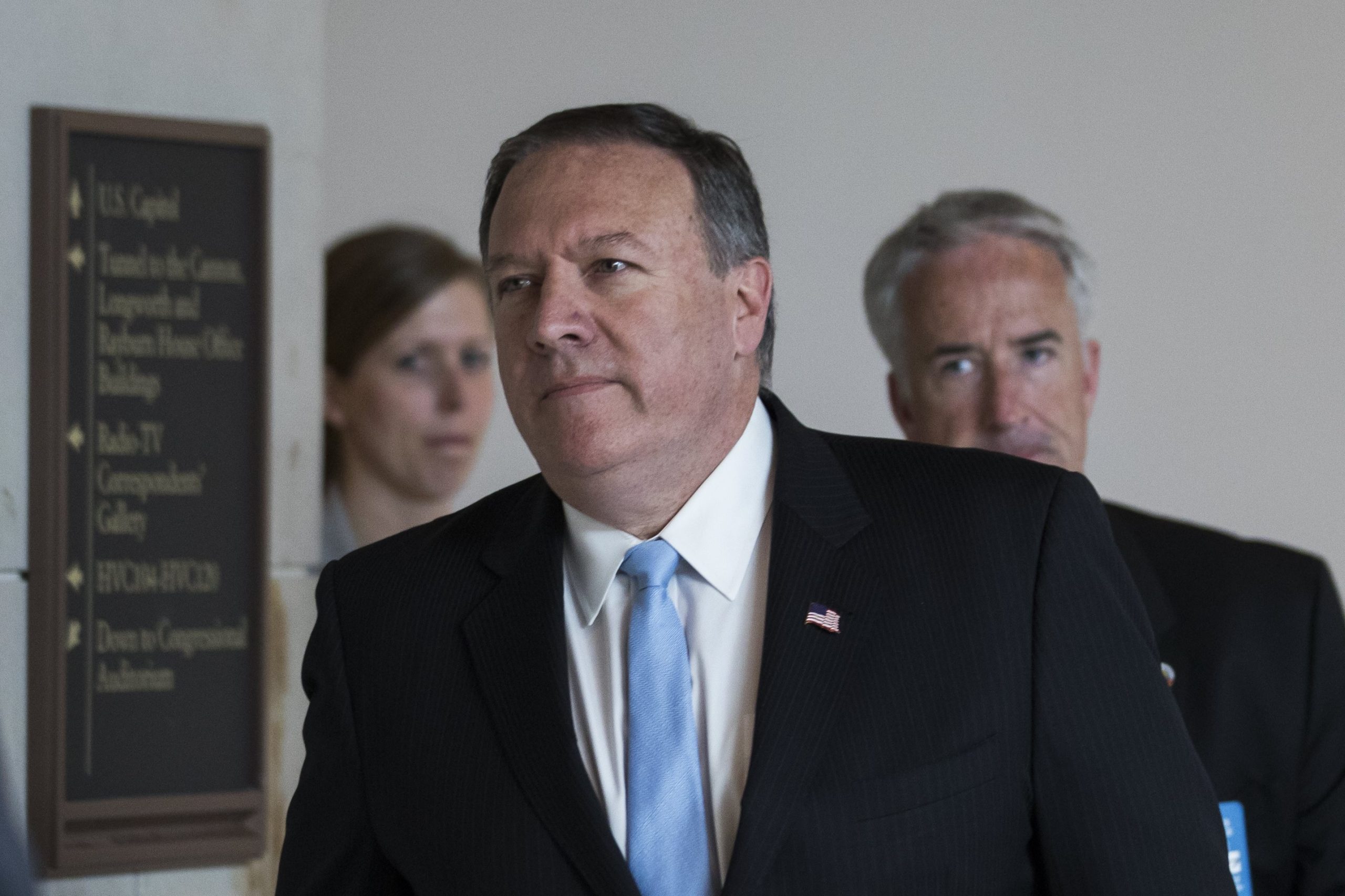 Diretor da CIA acredita que a Rússia vai tentar interferir nas legislativas norte-americanas