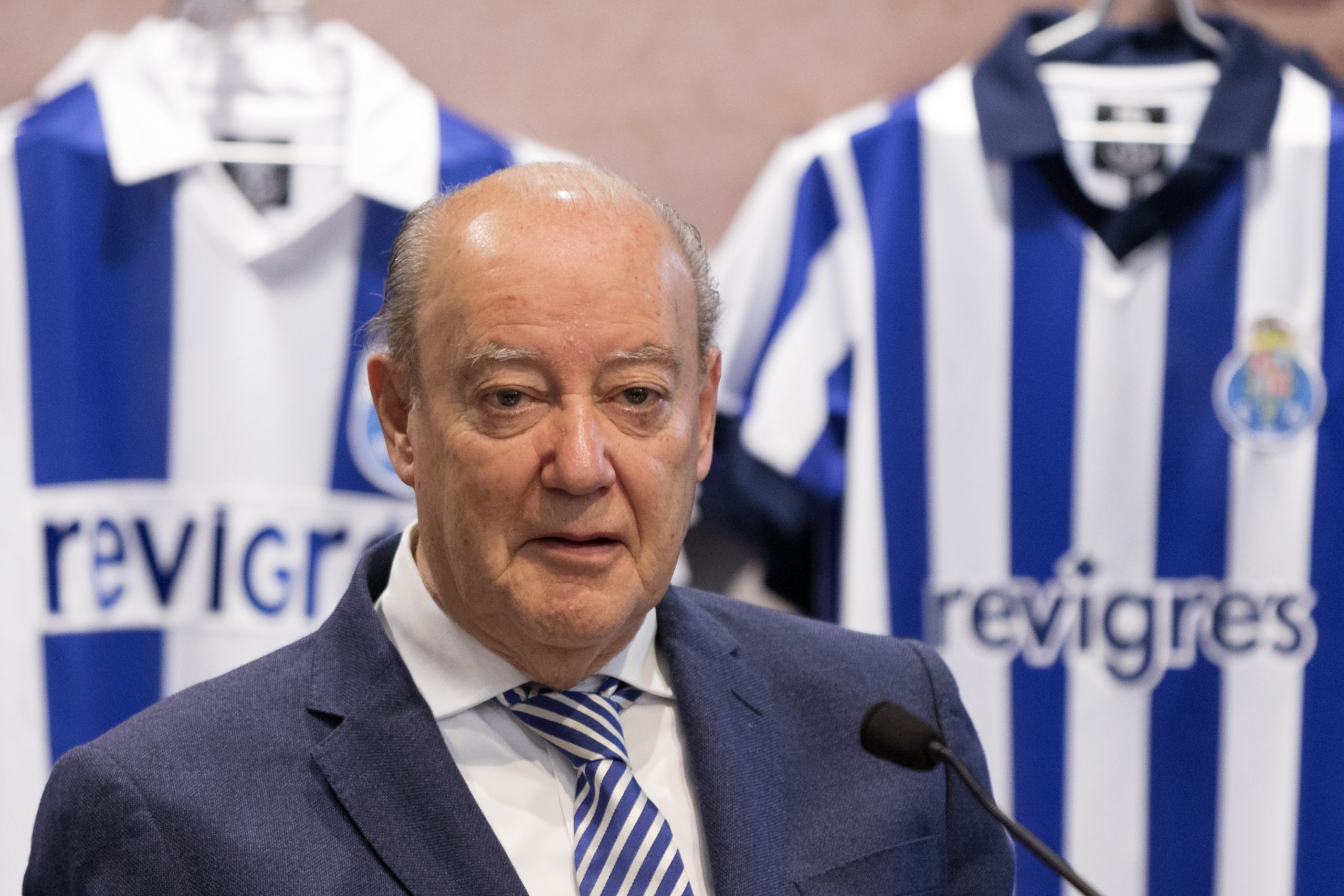 Pinto da Costa reeleito presidente do FC Porto. “Vou pôr o interesse do Porto acima de tudo”
