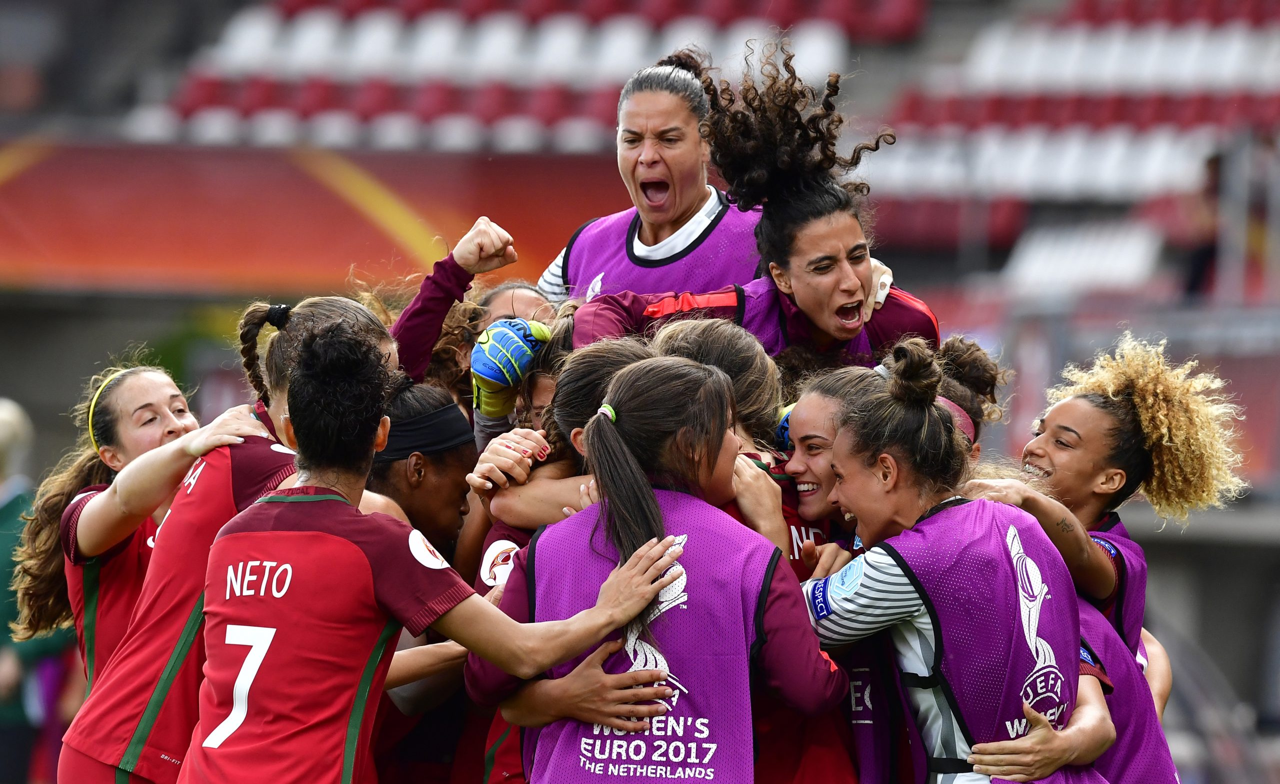 Futebol e futsal feminino duplicam praticantes em Portugal em dez anos
