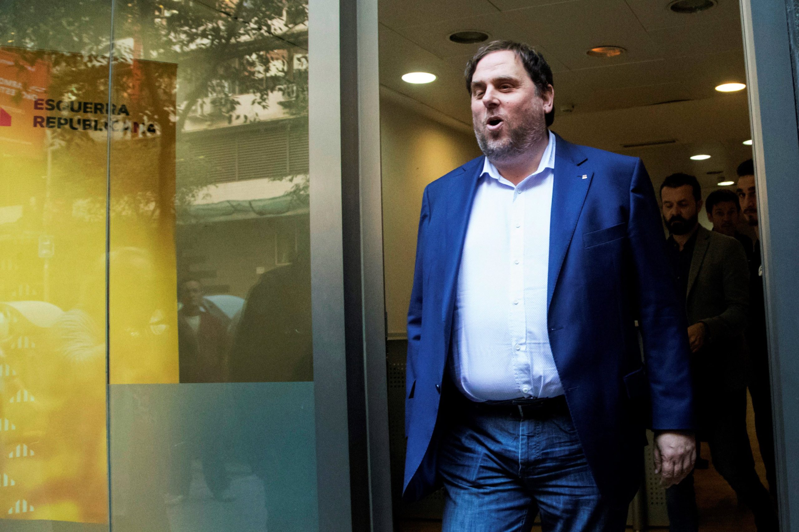 Catalunha: Junqueras permanece em prisão preventiva. Seis antigos ministros libertados sob fiança