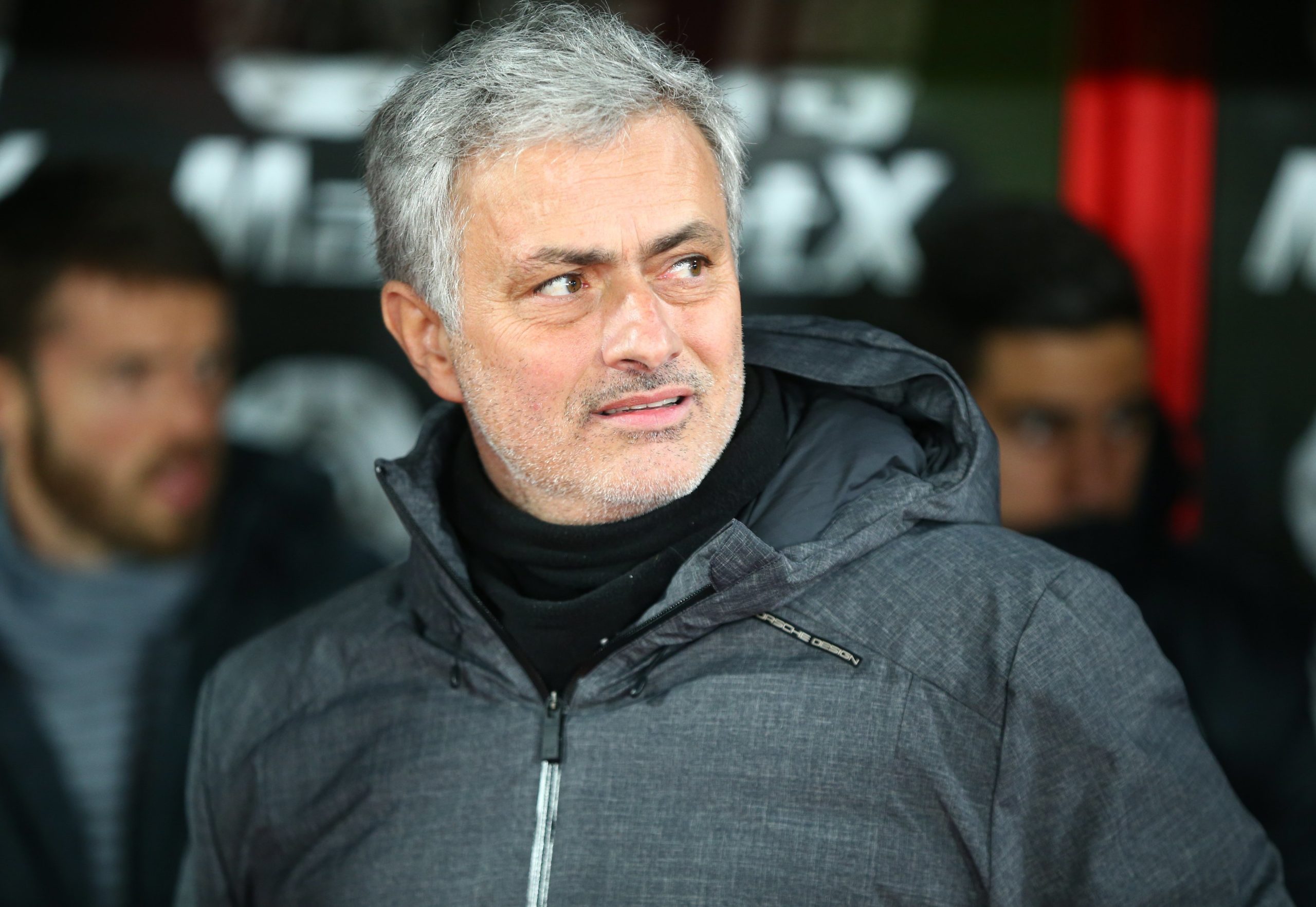 Mourinho chama Carvalhal para “dar bolos à malta” na conferência de imprensa