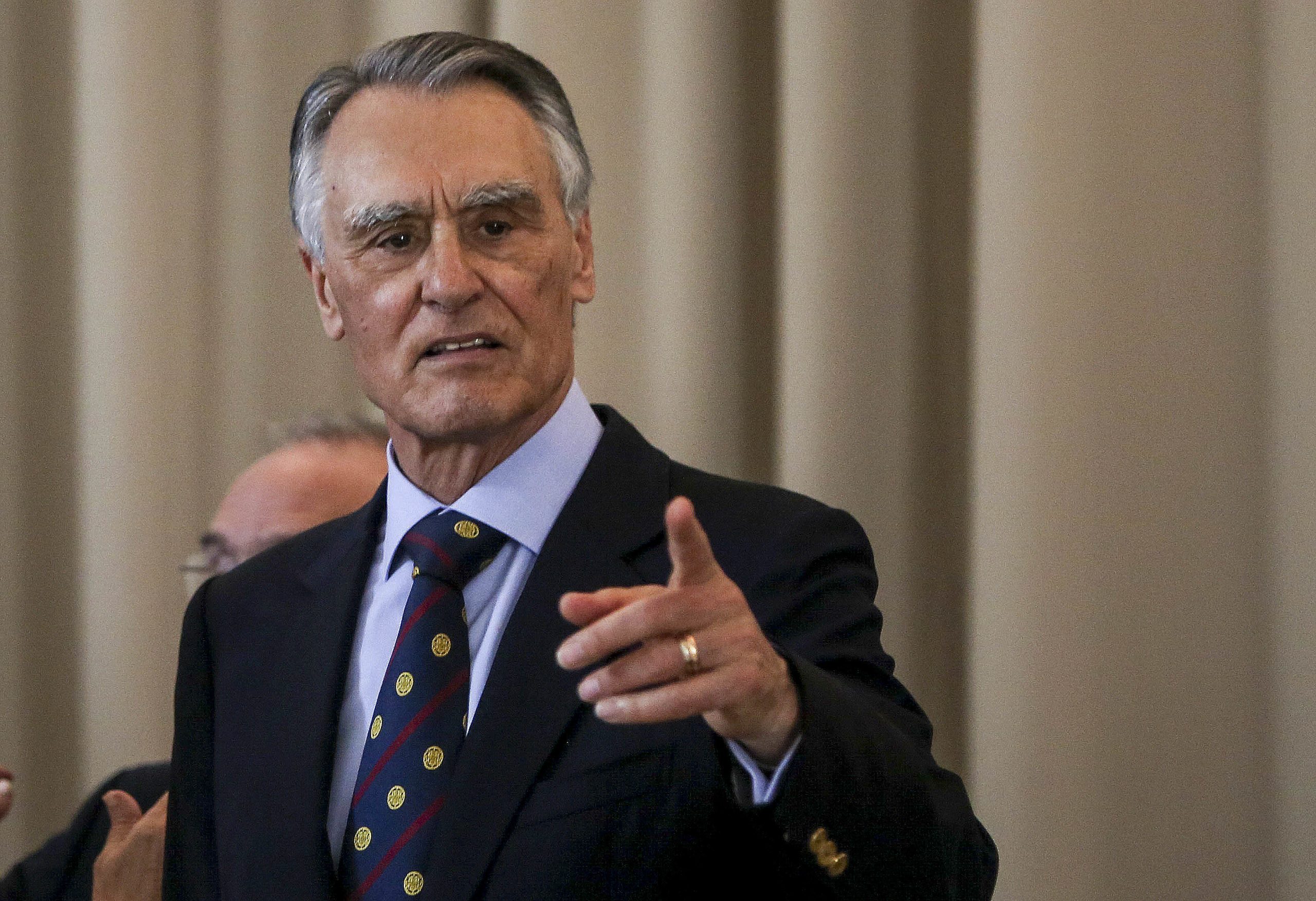 Cavaco Silva quer escola no “centro da vida em comunidade” com descentralização