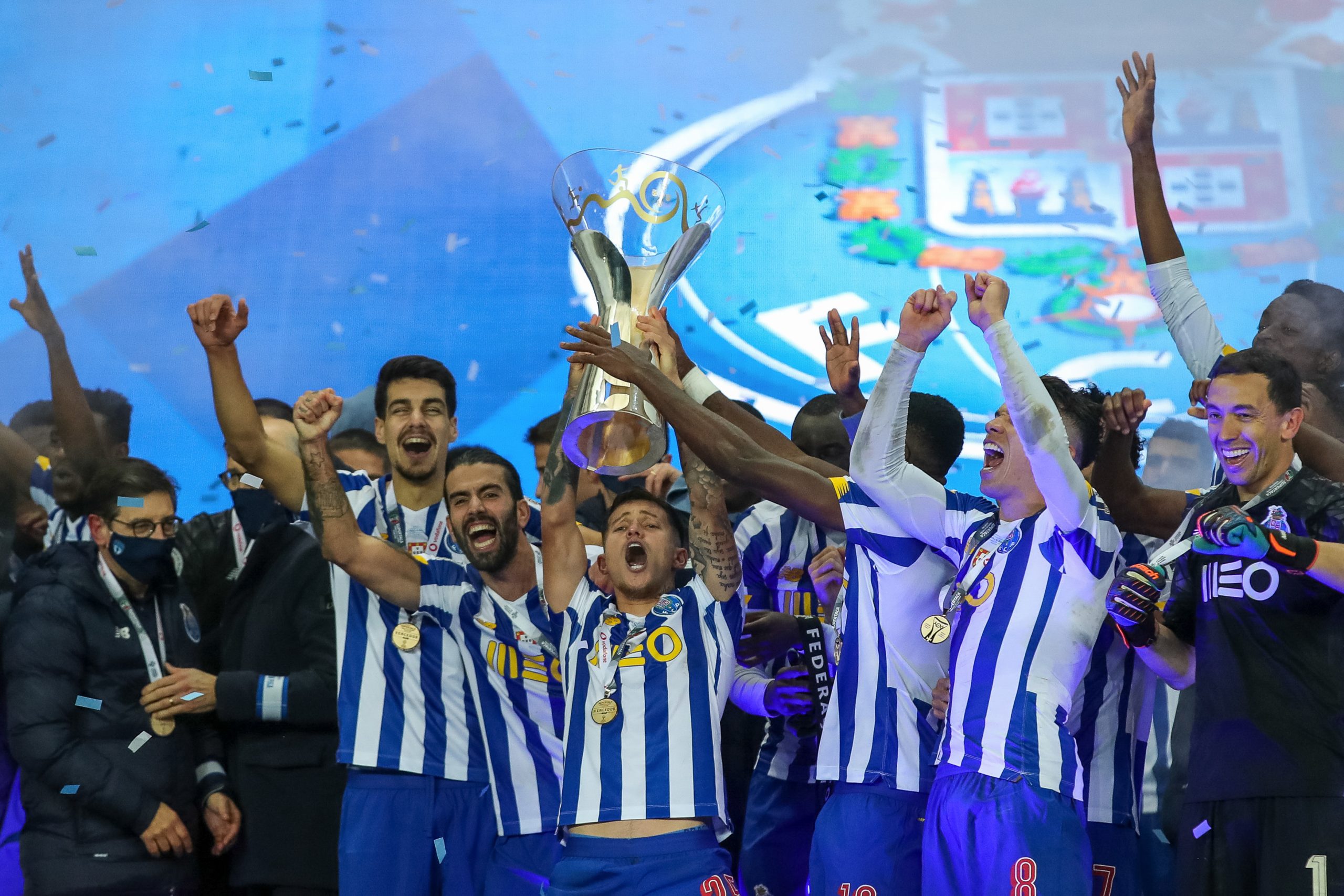 Supertaça: “Stand by me” e a história de amor do FC Porto com o troféu