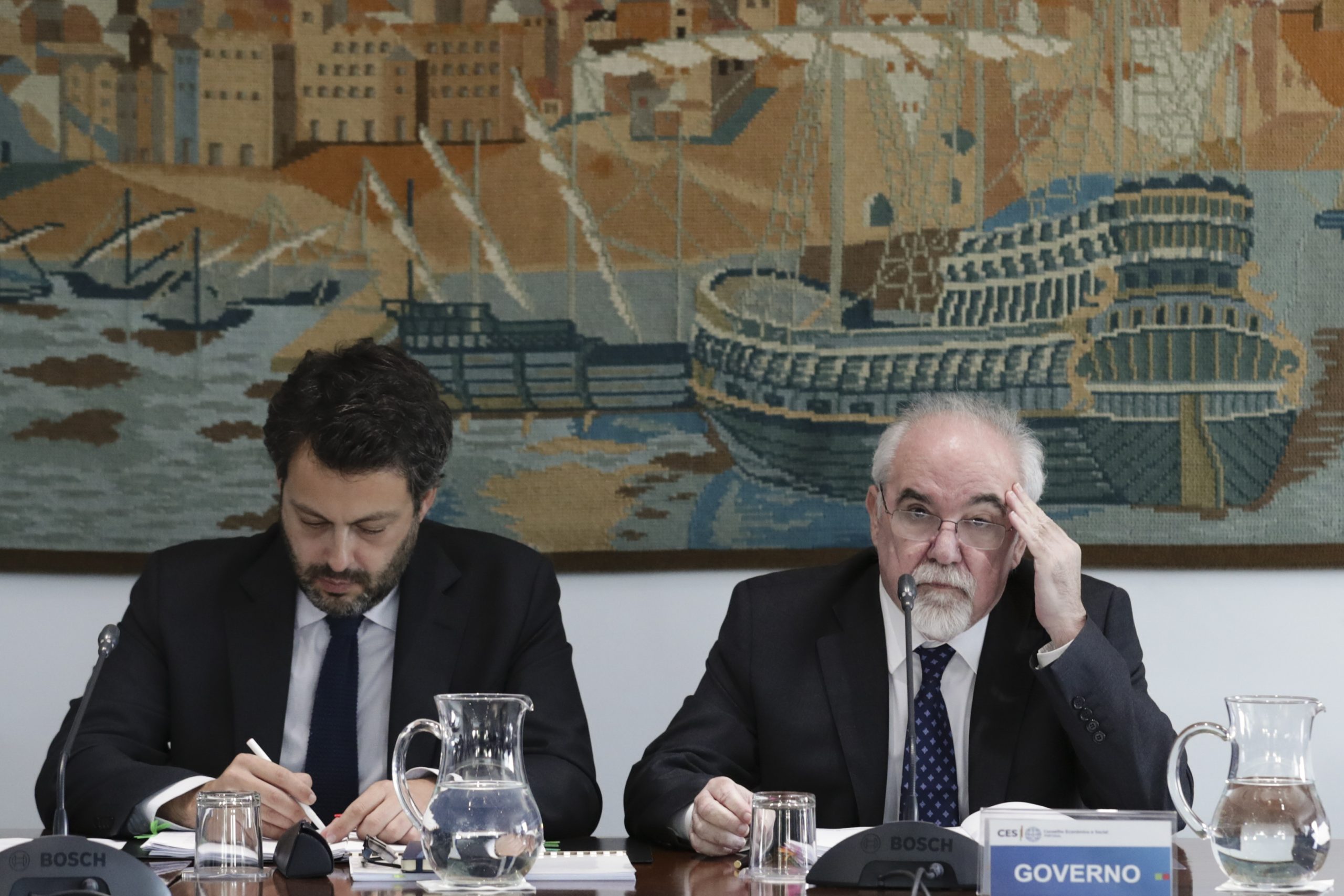 Ministro Vieira da Silva recusa qualquer interferência na escolha da filha para ministra