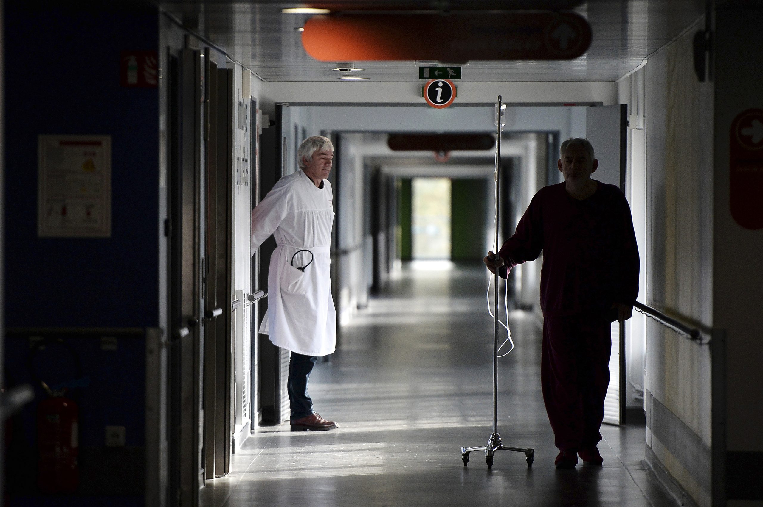Dois terços dos médicos em Portugal sofrem de exaustão emocional