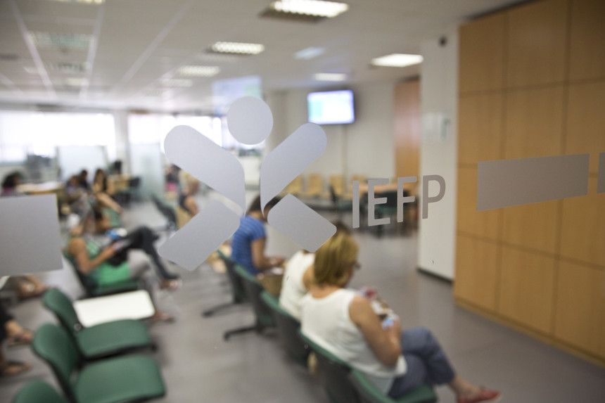 IEFP reforça serviços de atendimento por videoconferência