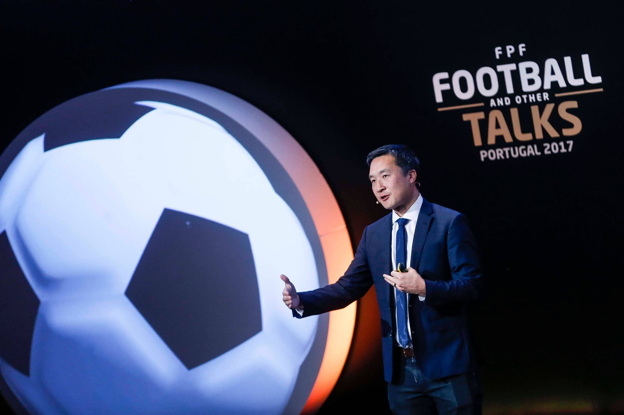 O plano para o futebol chinês: 70 mil campos, 20 mil escolas e 5 milhões de jogadores federados em 3 anos