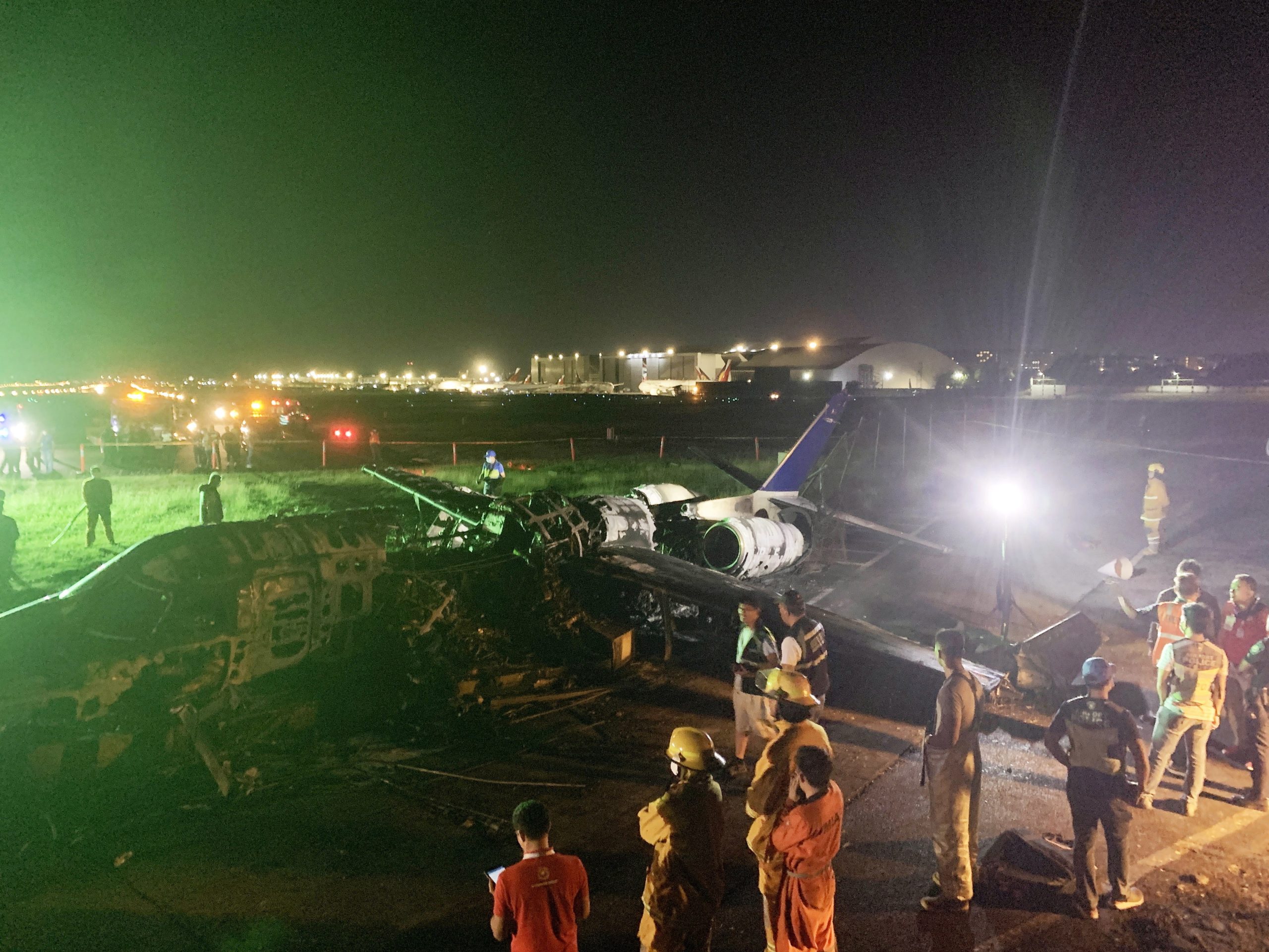 Filipinas. Avião que transportava doente incendeia-se e mata as oito pessoas a bordo