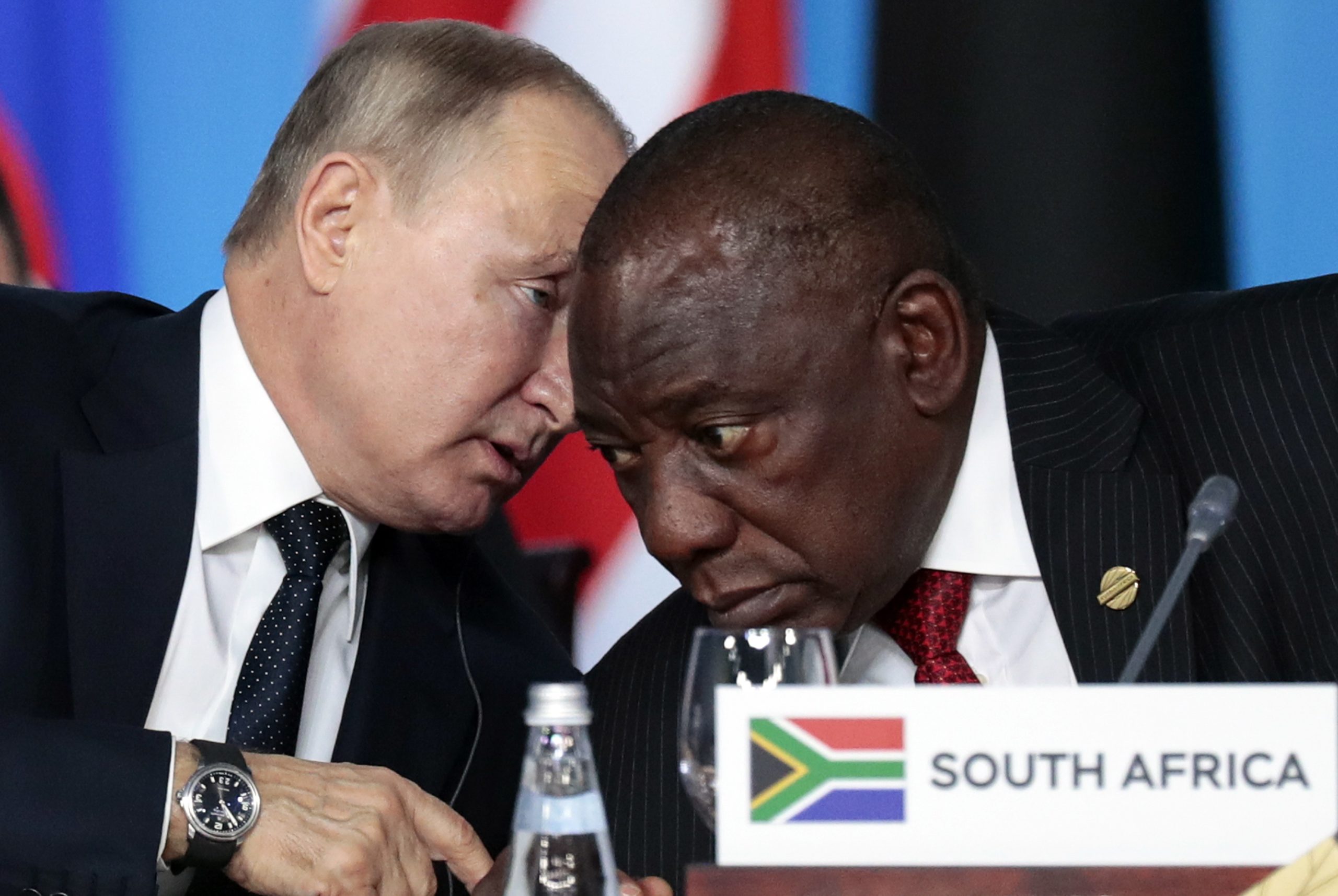África do Sul reafirma relacionamento estratégico com Rússia