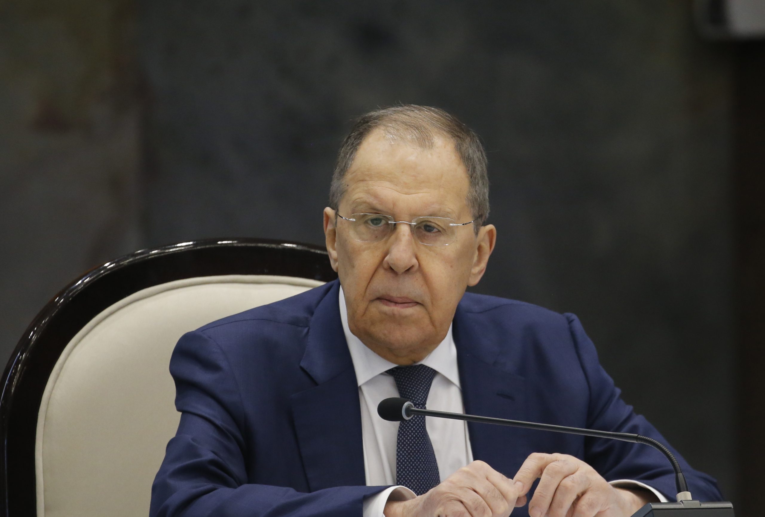 Rússia espera esclarecimentos de Trump sobre retoma de testes nucleares