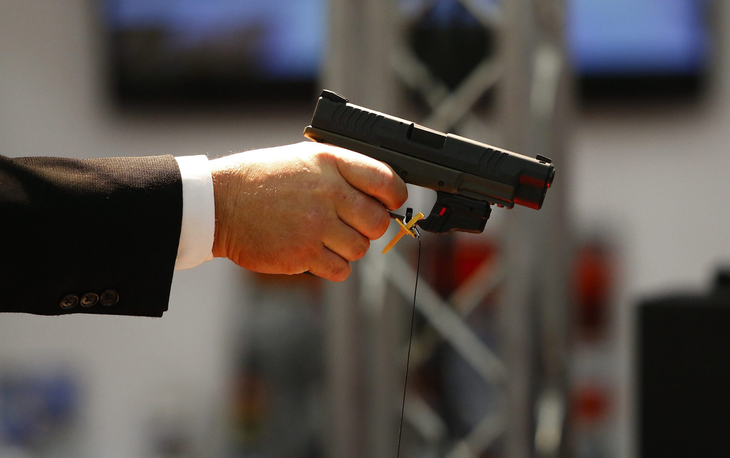 Procuradora-geral de Nova Iorque acusa NRA de fraude