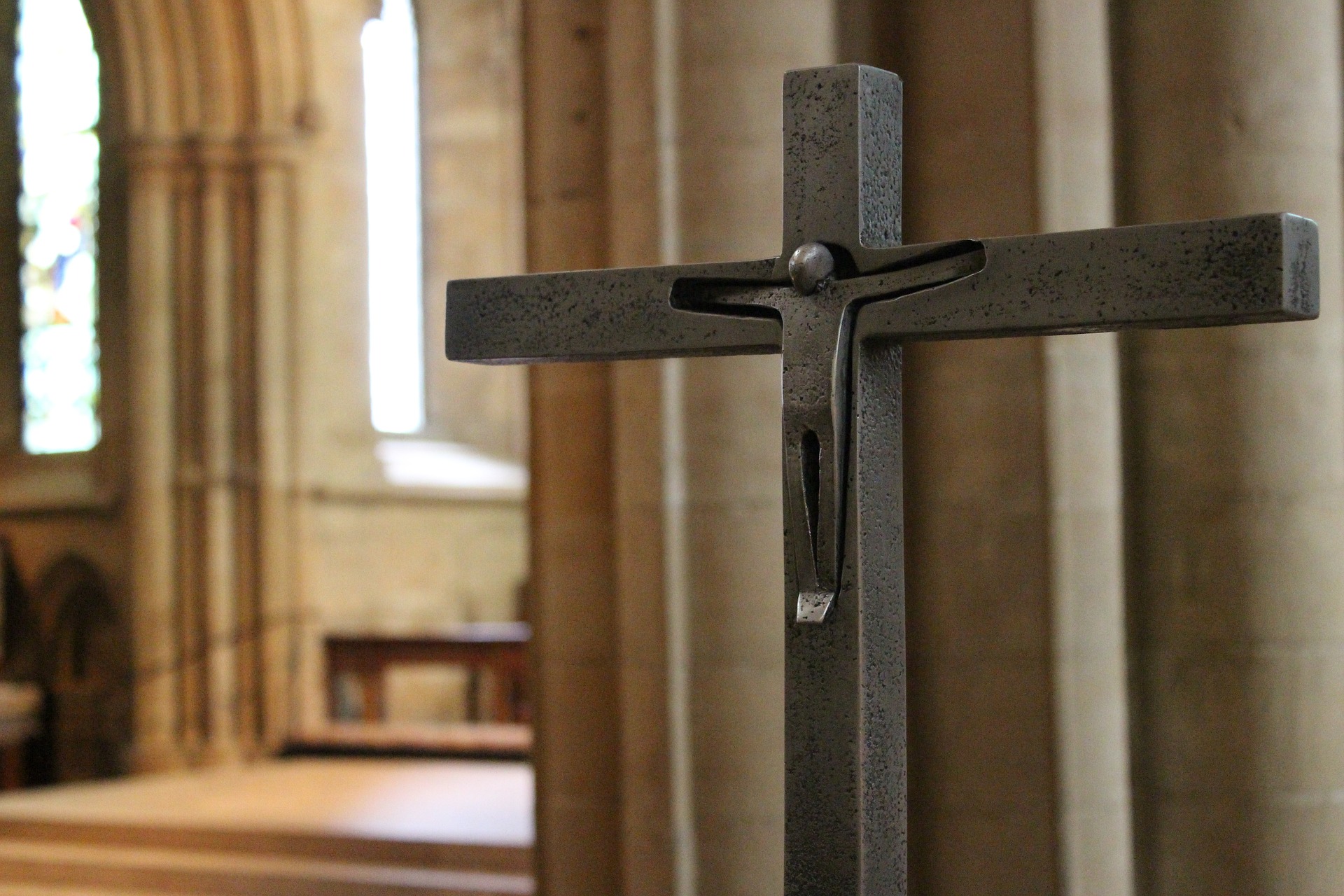 Patriarcado de Lisboa confirma nova nomeação pastoral de padre que tinha sido afastado devido a mensagens “inapropriadas” com alunos
