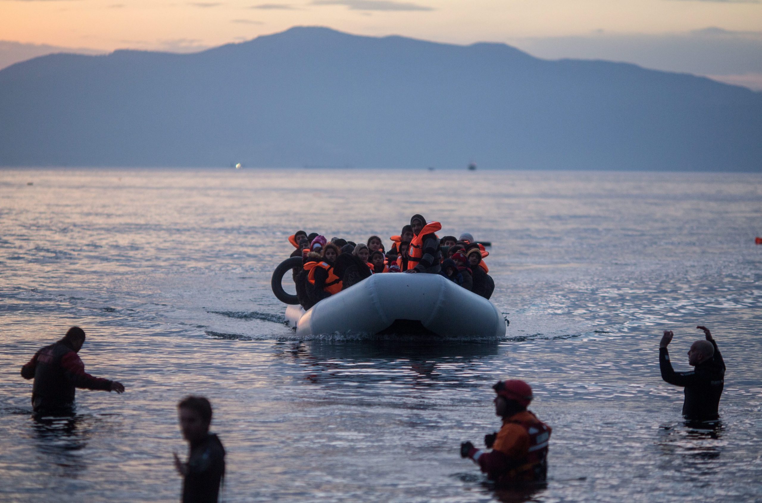 Portugal já acolheu 1.302 migrantes. Bruxelas adverte países incumpridores