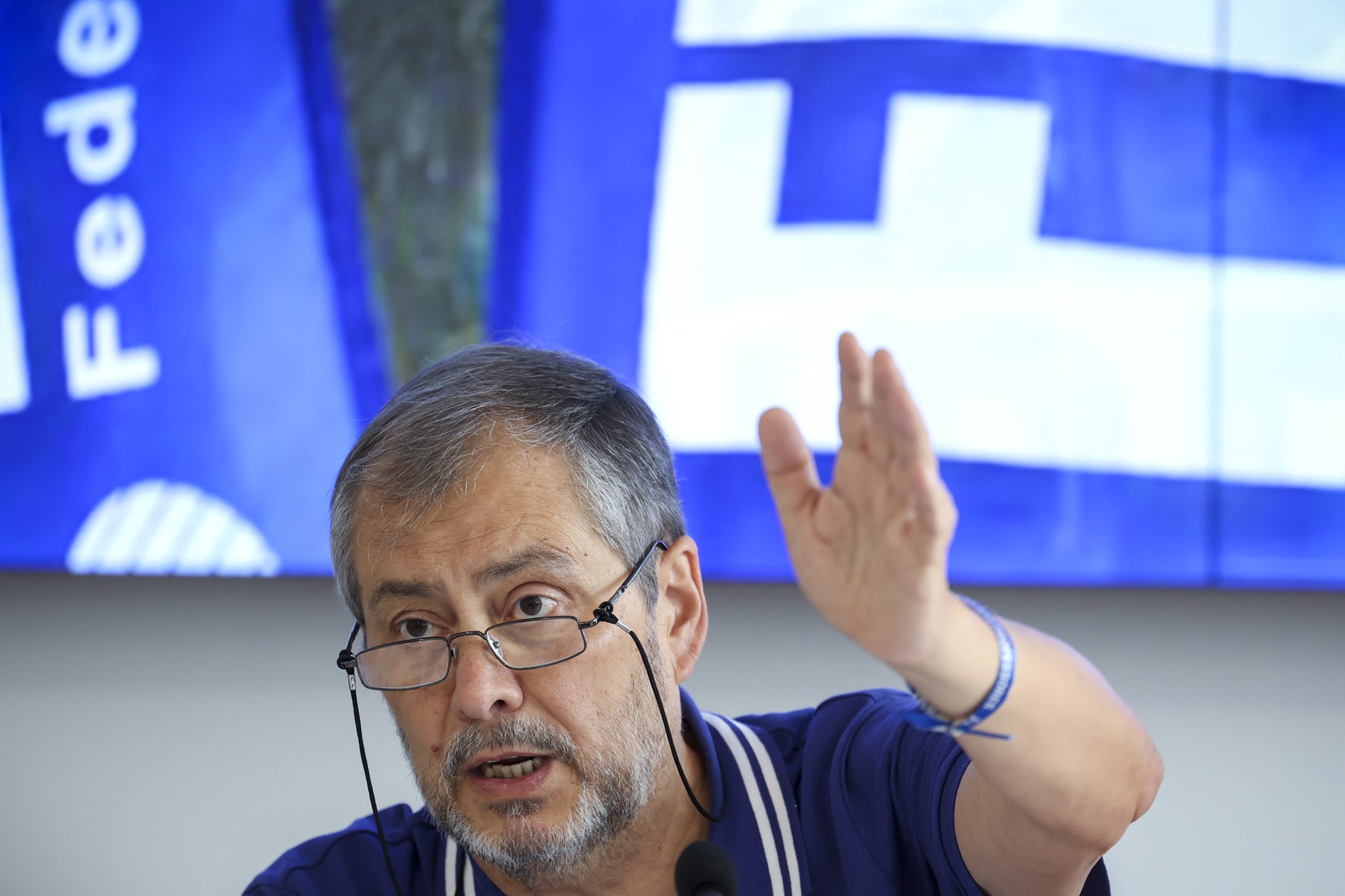 Fenprof avança com petições para cobrar promessas políticas
