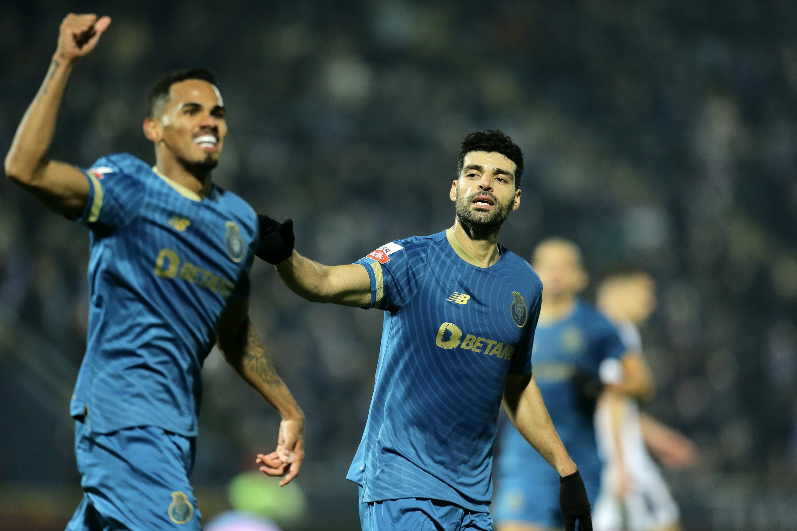 FC Porto vence Famalicão e iguala provisoriamente Benfica e Sporting