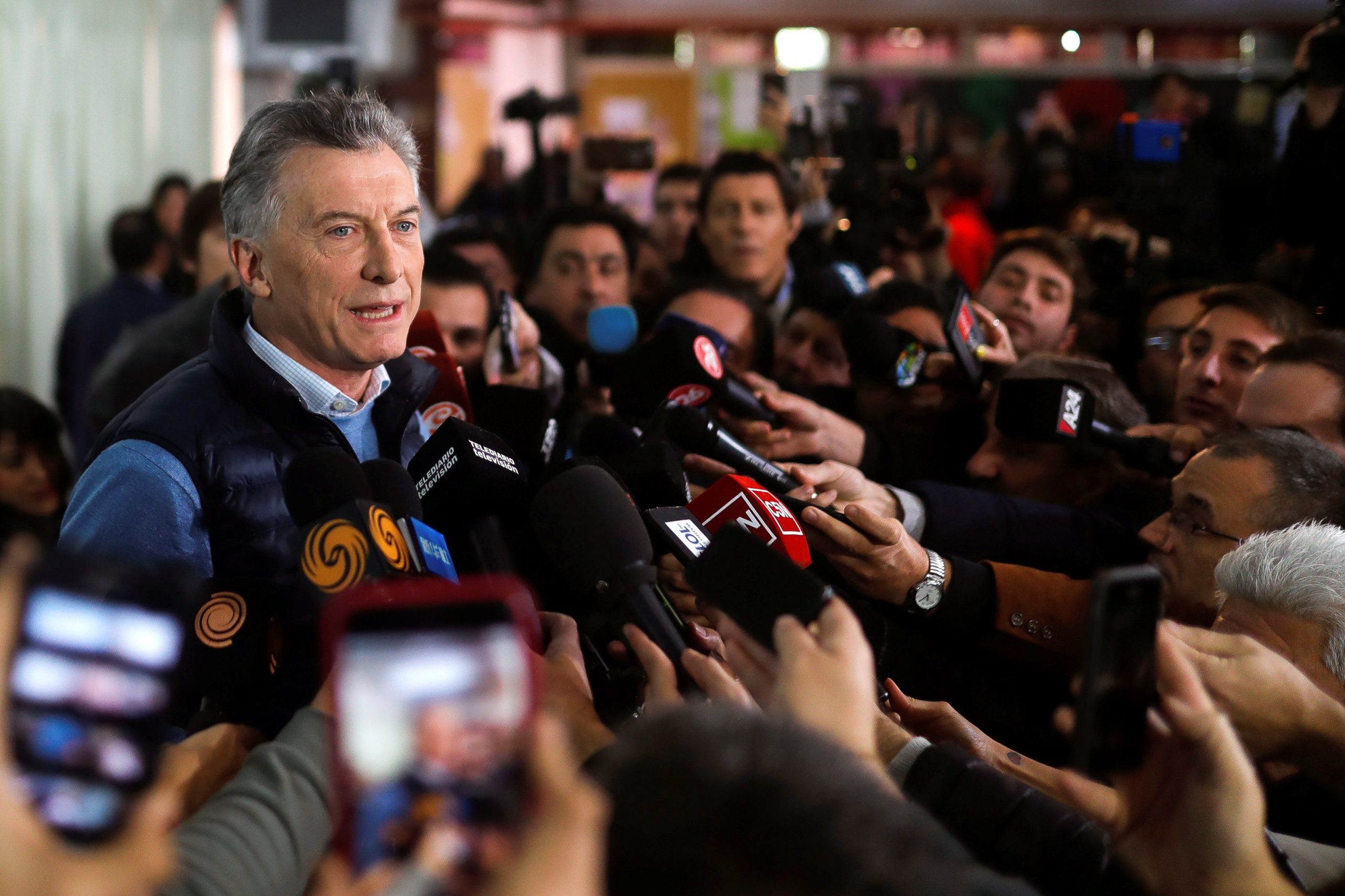 Presidente da Argentina anuncia medidas económicas que favorecem a classe média