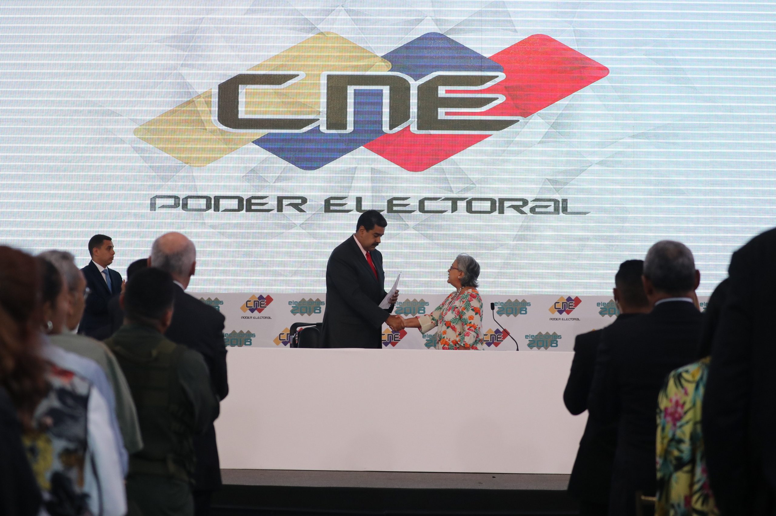Diplomacia da União Europeia deverá impor novas sanções contra a Venezuela