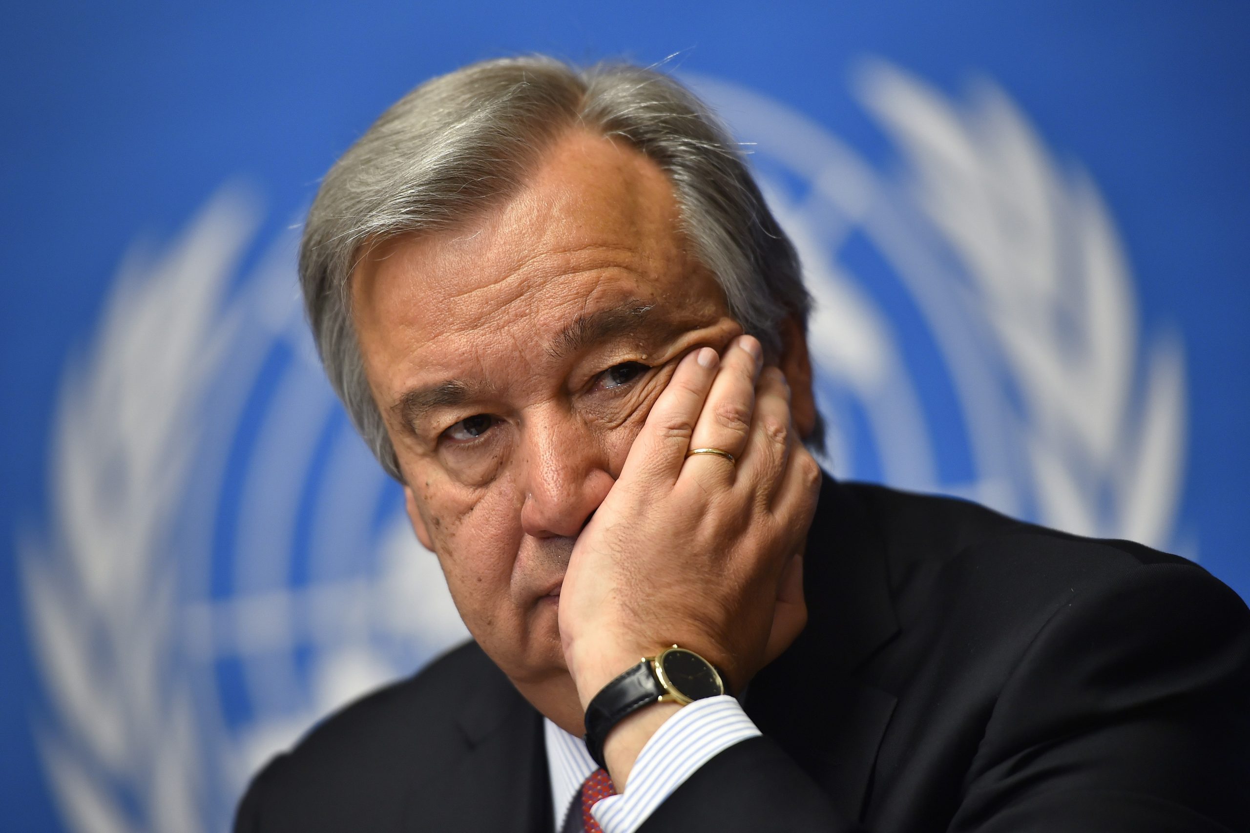 Wall Street Journal diz que Guterres geriu mal ACNUR e declara apoio a candidato sérvio à ONU