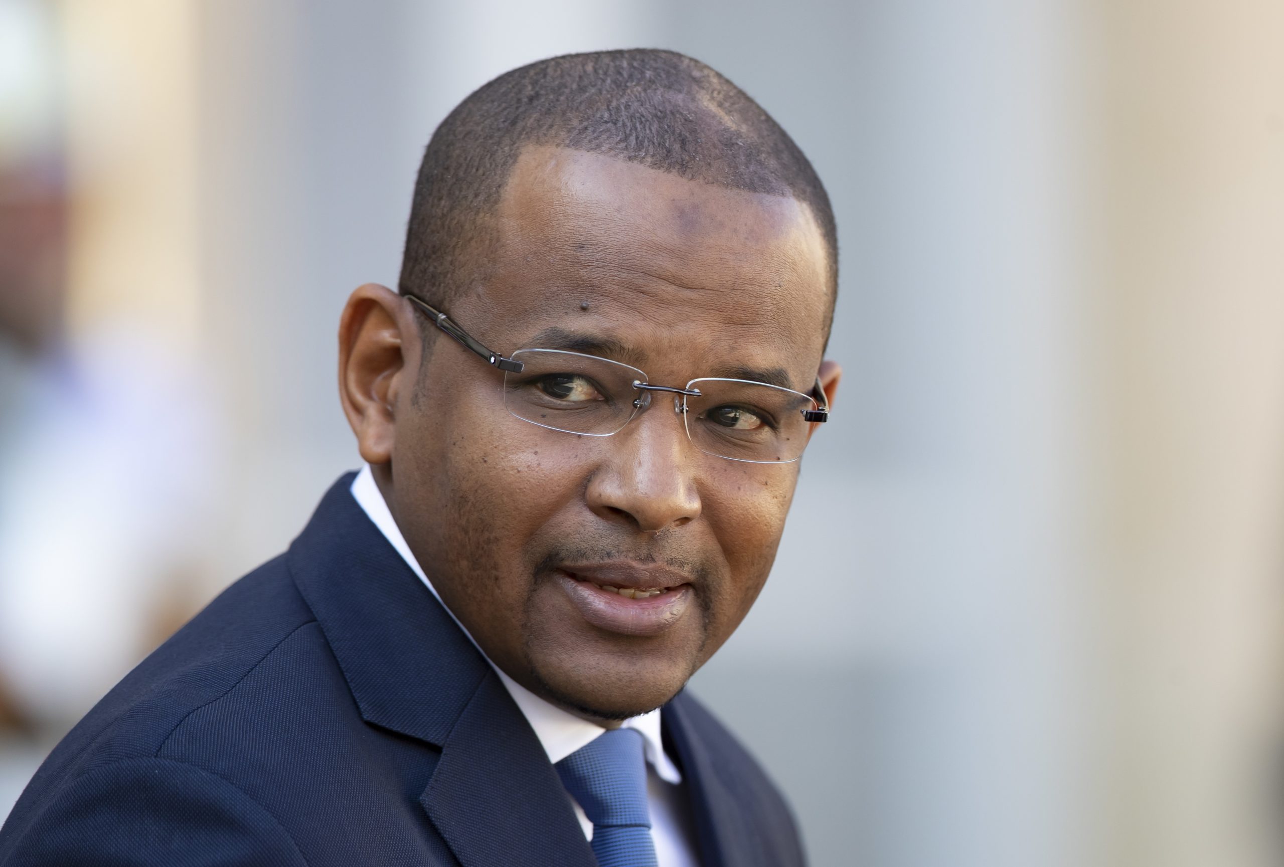 Mali emite mandato internacional de prisão para ex-primeiro-ministro Boubou Cissé