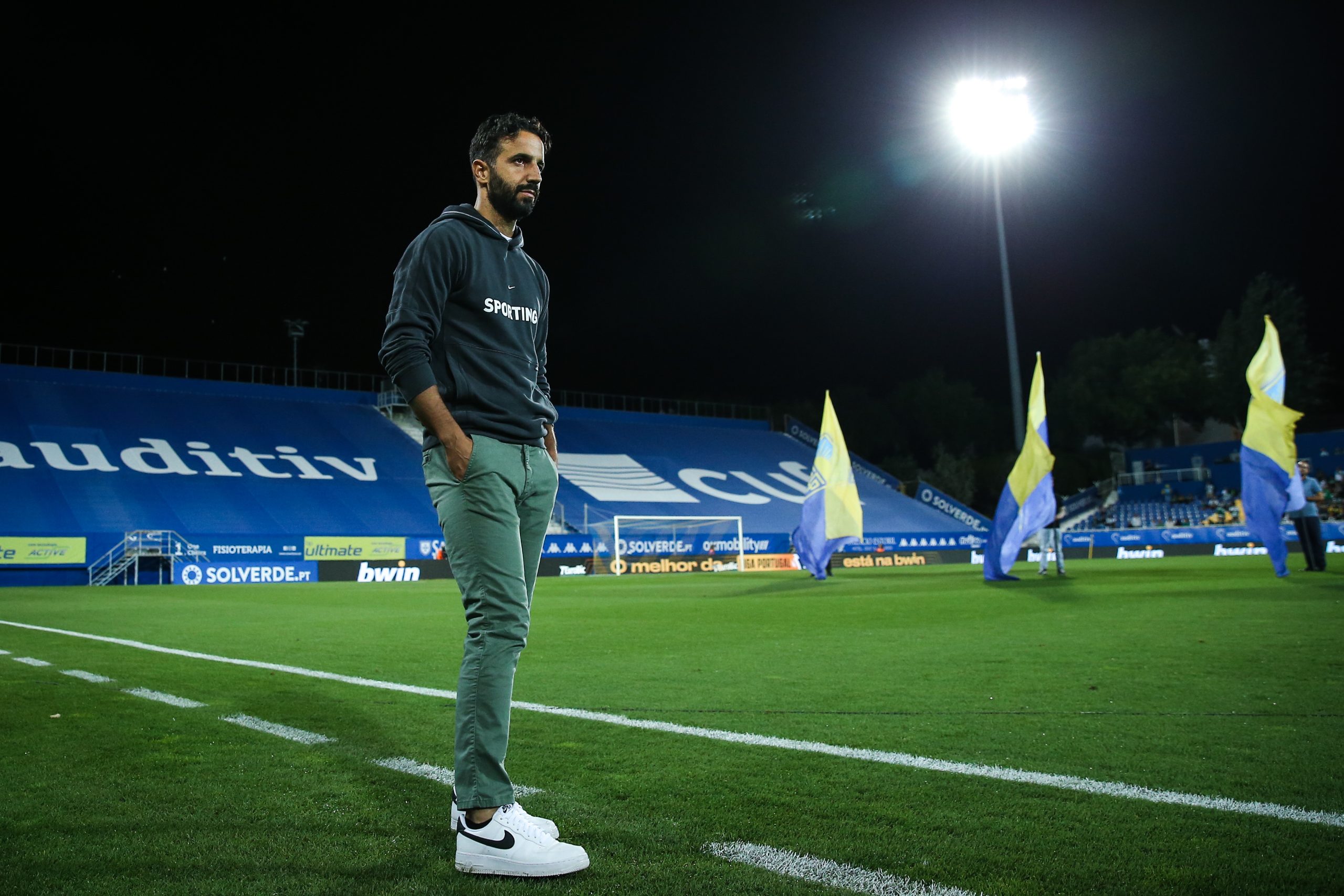 Rúben Amorim quer Sporting a “ter bola no início” em Frankfurt