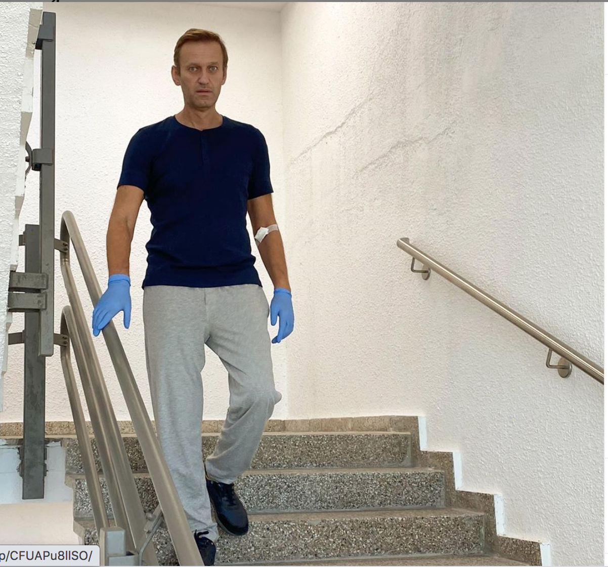32 dias depois, hospital de Berlim confirma alta de opositor russo Navalny