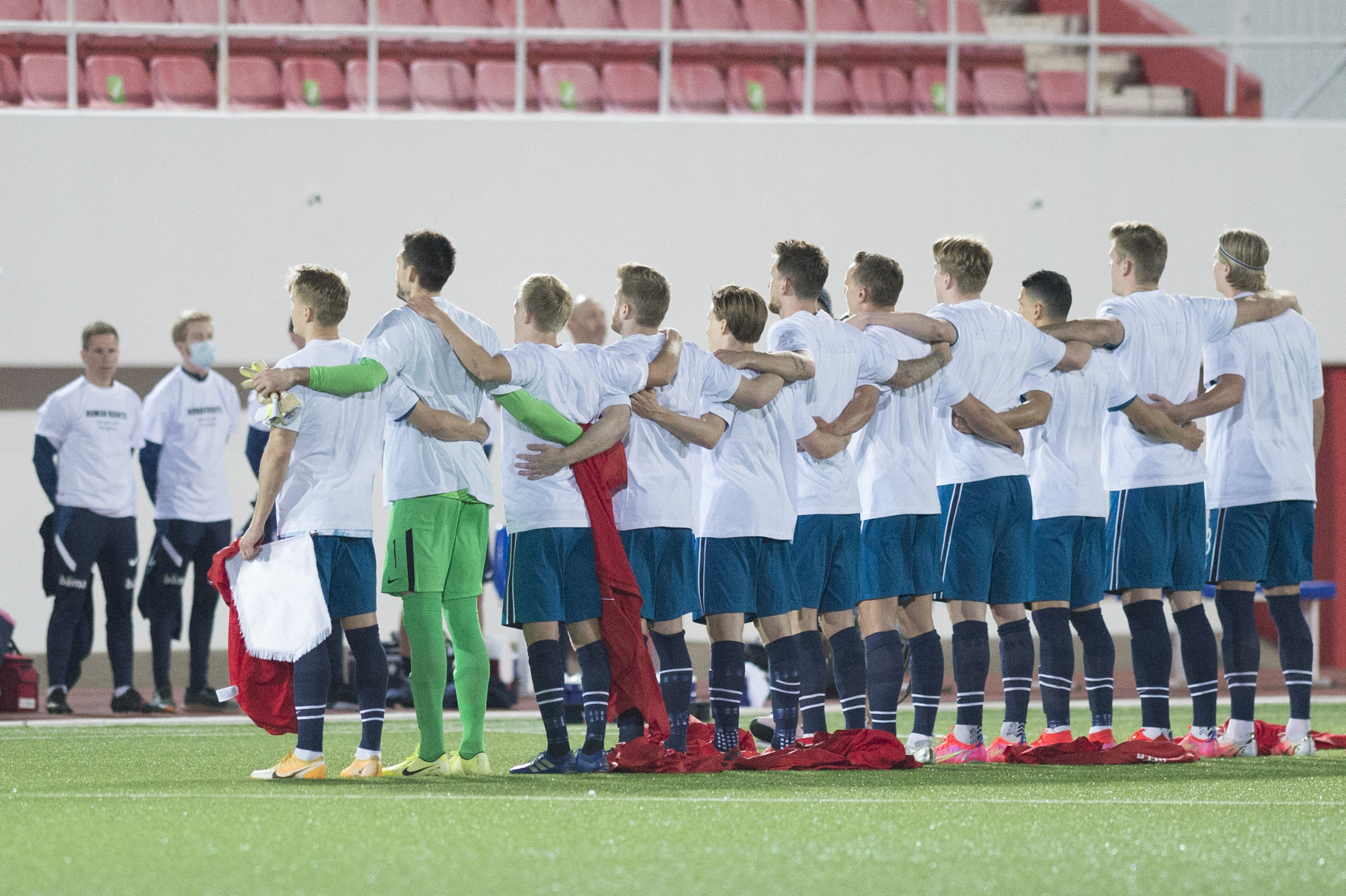 Seleção norueguesa protesta contra desrespeito dos direitos humanos no Qatar