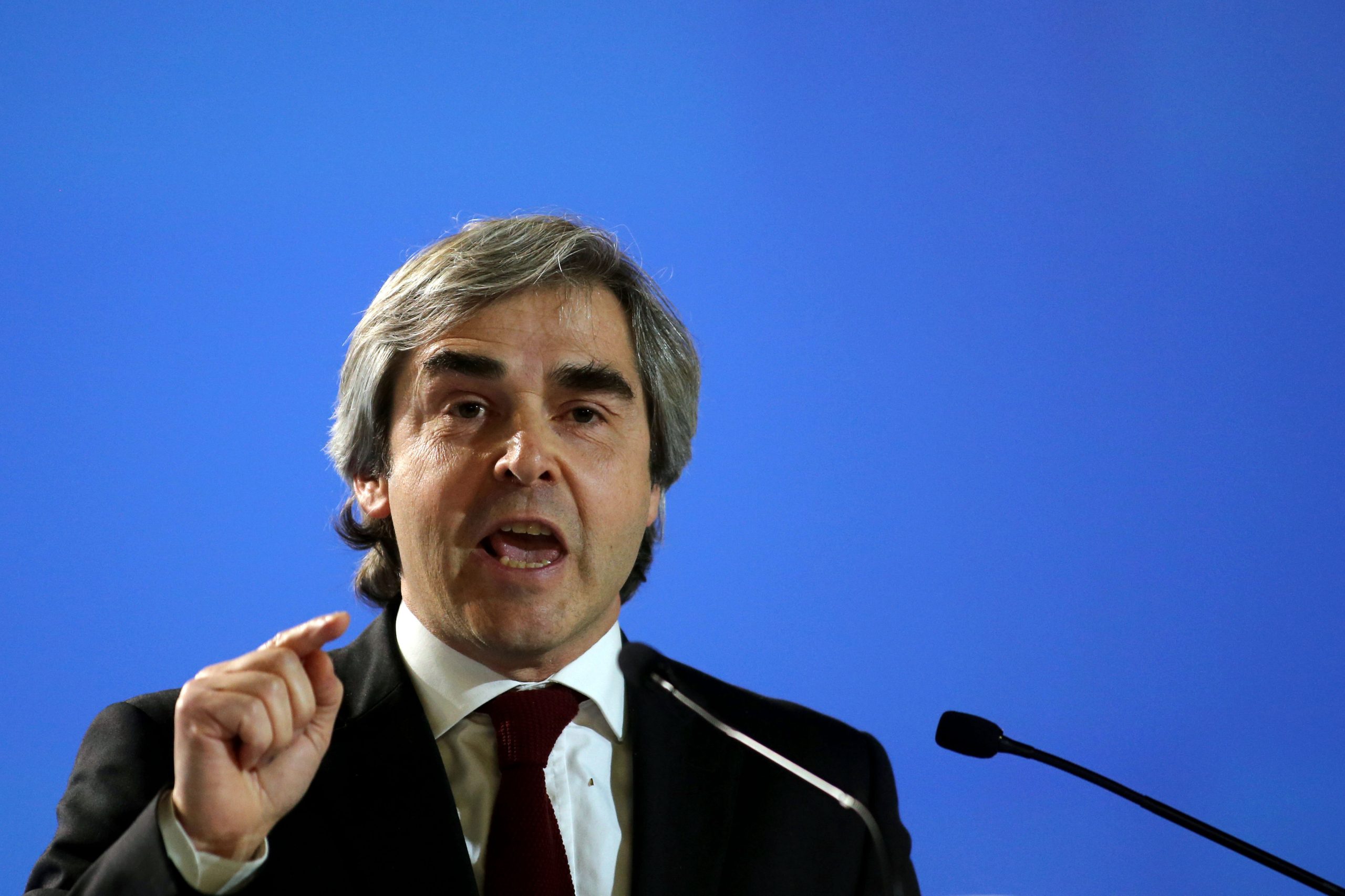 CDS recusa mais impostos para Bruxelas e acusa Governo de ser “a ‘troika’ sem a ‘troika’”