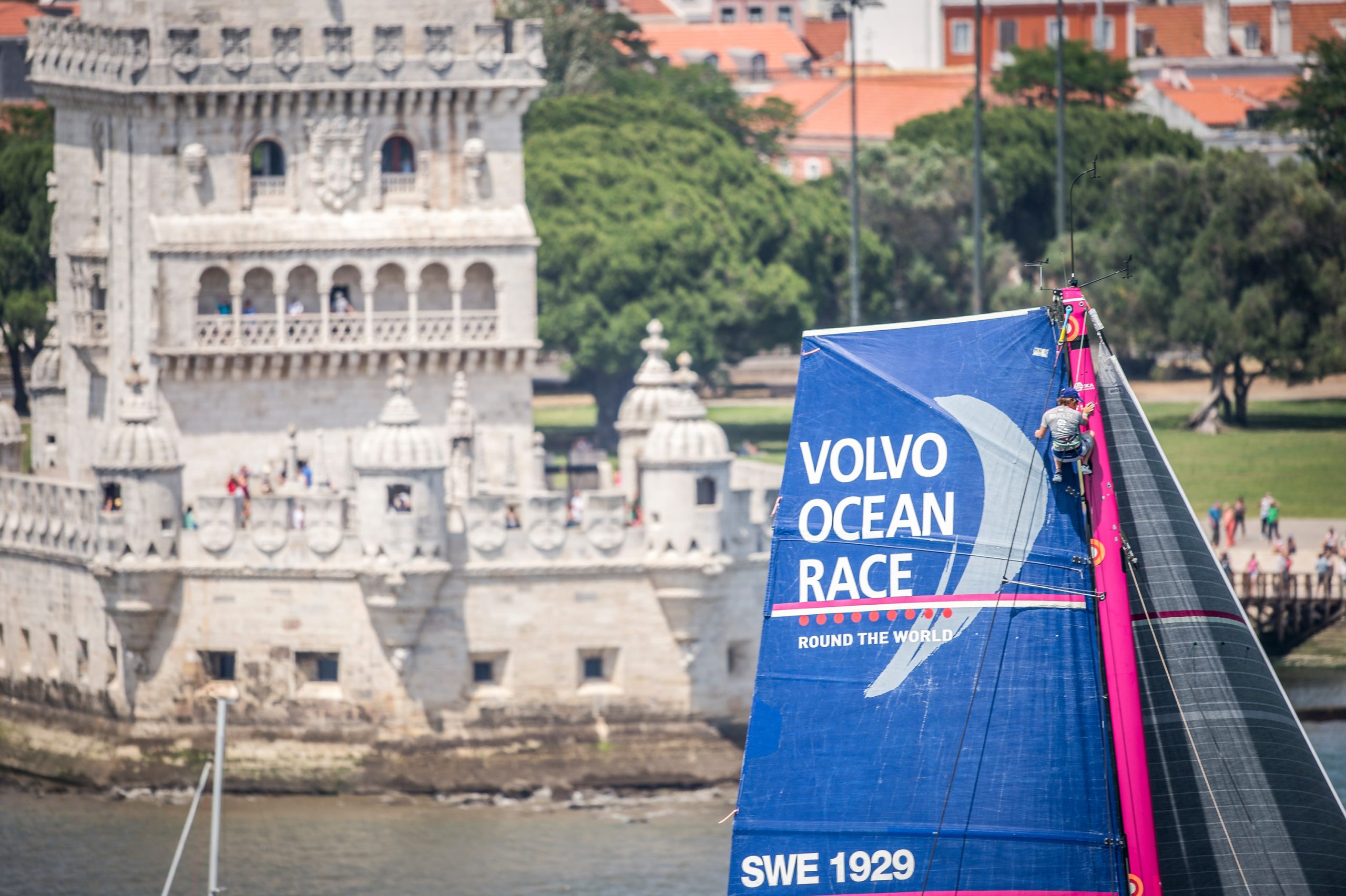 Volvo Ocean Race: Barcos deixam Lisboa rumo ao Cabo das Tormentas quando falta 99% da regata