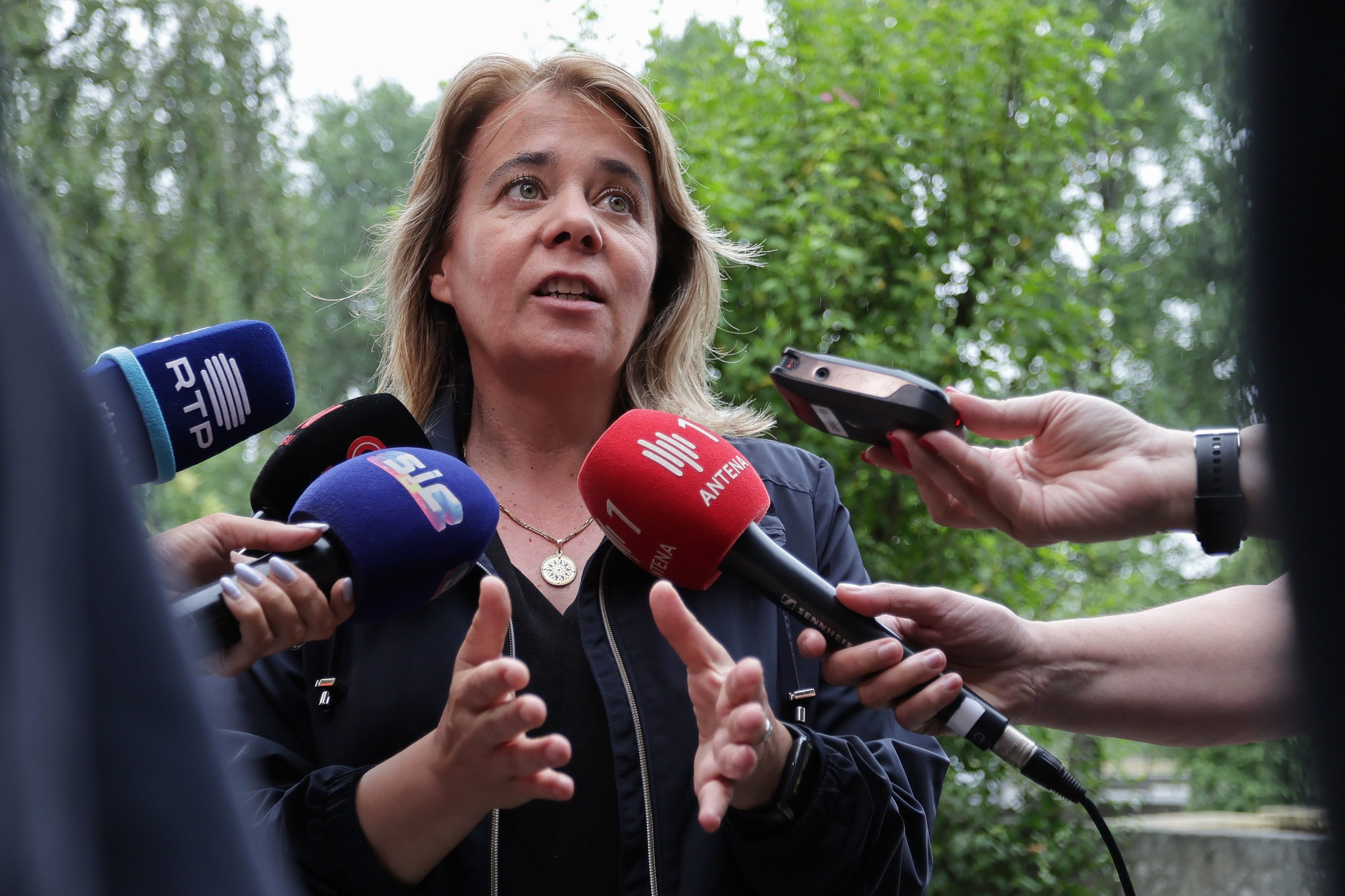 Presidenciais: Catarina Martins avança para Belém
