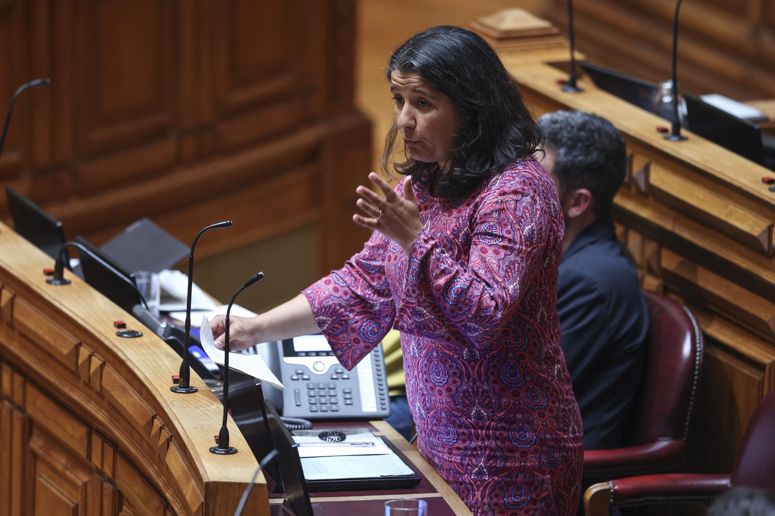 Aguiar-Branco “deve focar-se em cumprir Regimento” mais do que ouvir opiniões