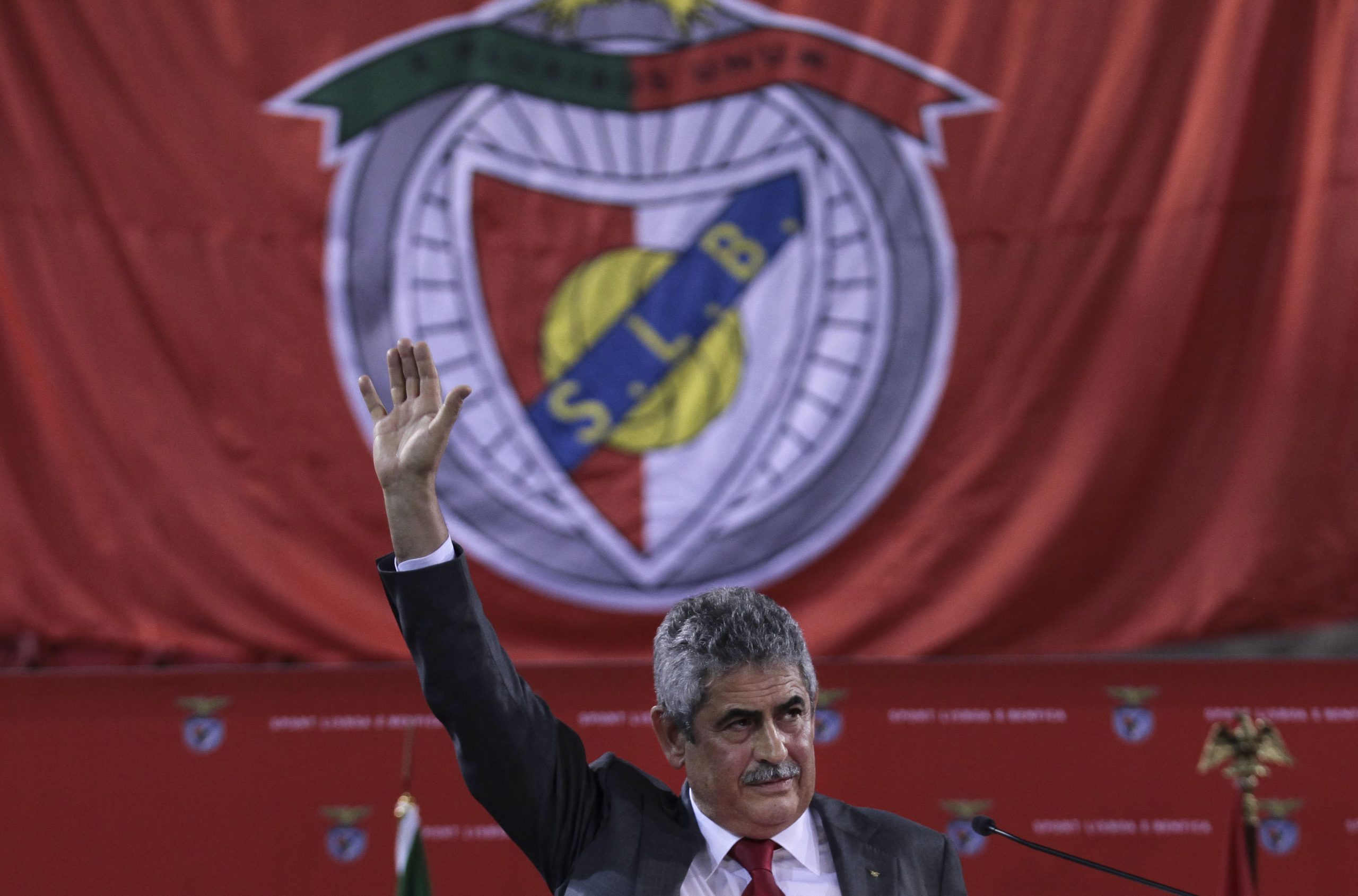 Luís Filipe Vieira suspenso por 60 dias