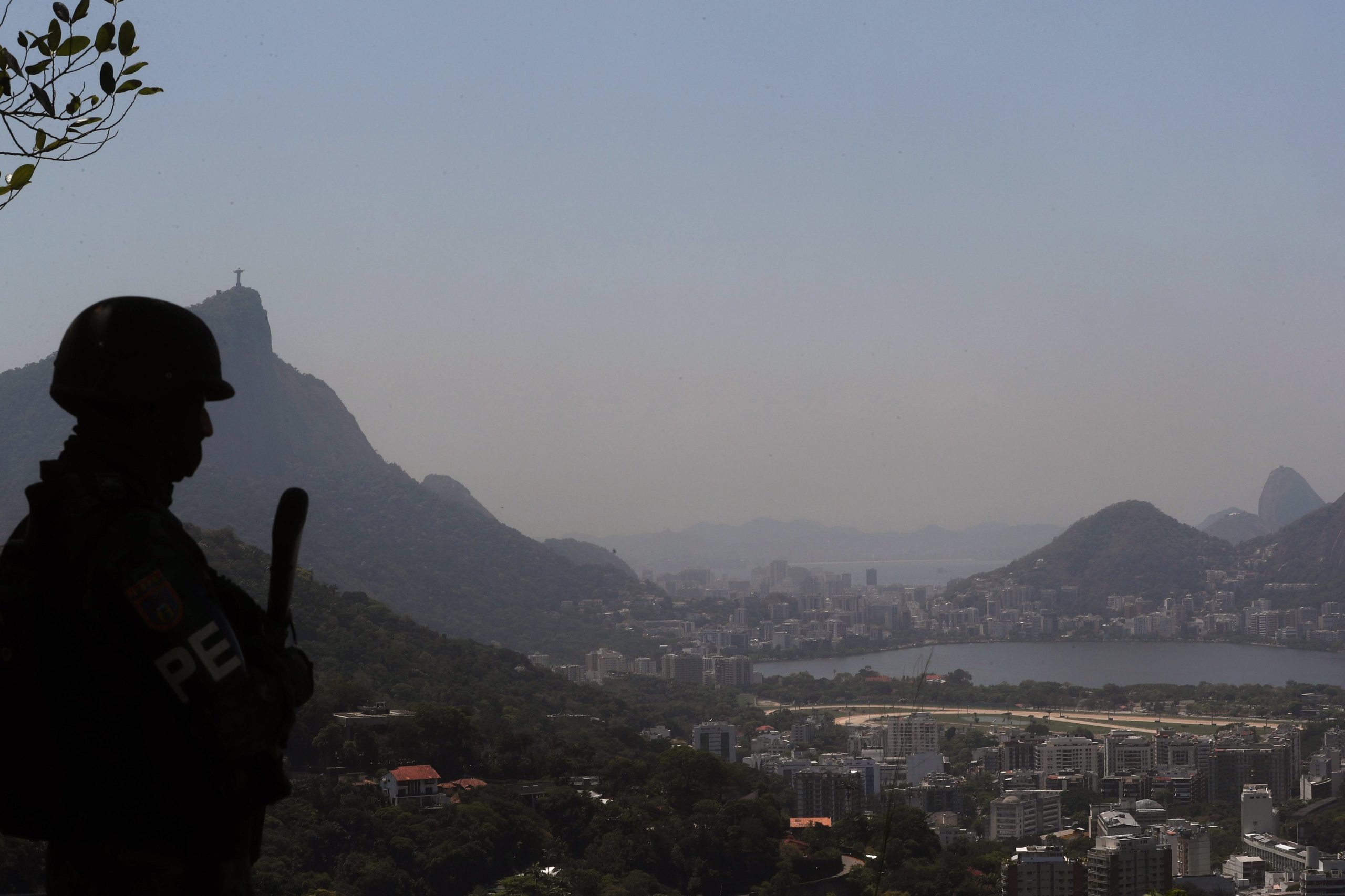 Apreendidas quase cinco mil armas de fogo em nove meses no Rio de Janeiro