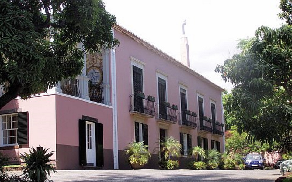 PSD quer que Governo proíba entrada da Santa Casa no Montepio