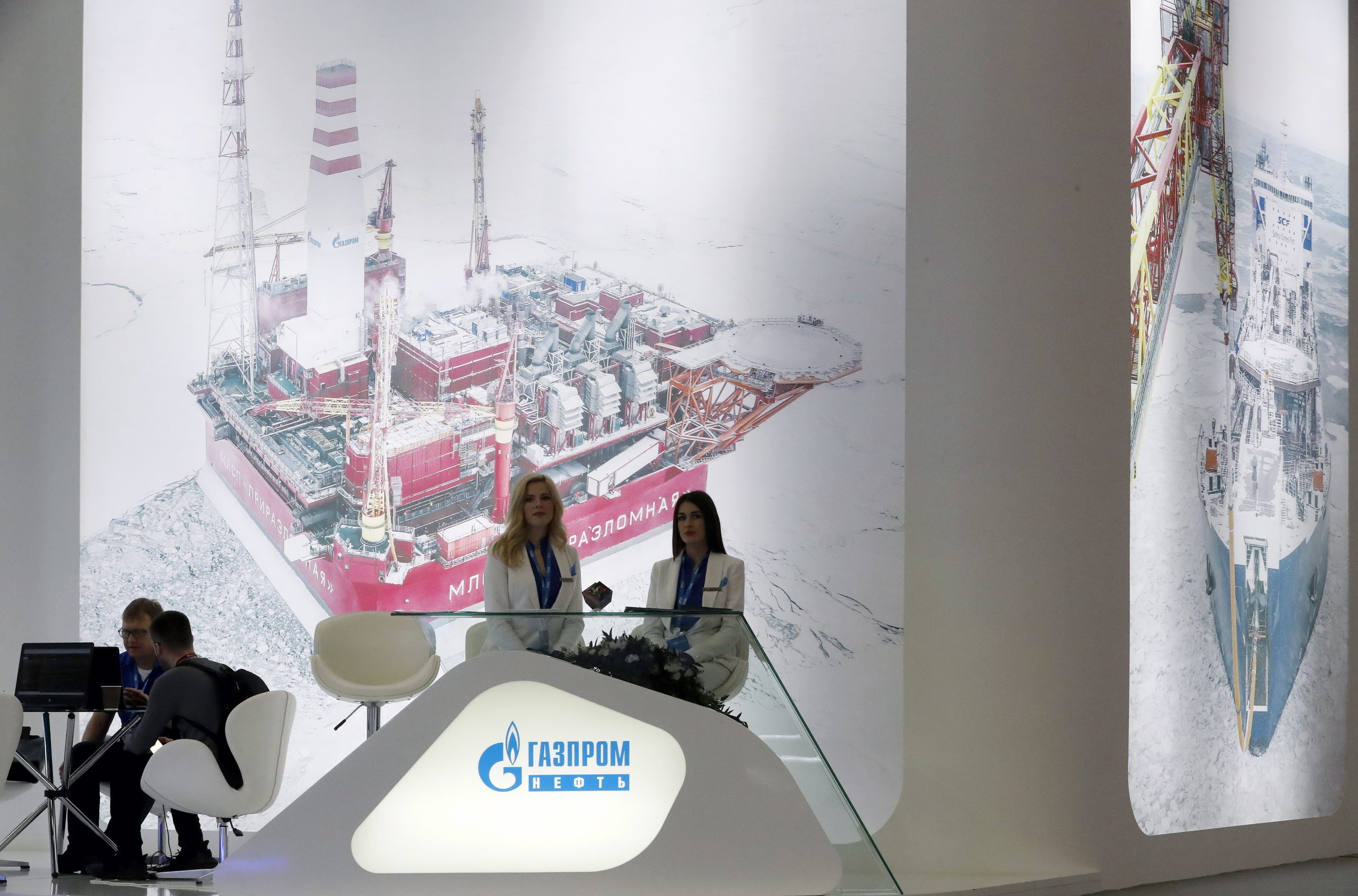 Gazprom vai pagar 2,9 mil milhões para ultrapassar conflito com congénere ucraniana